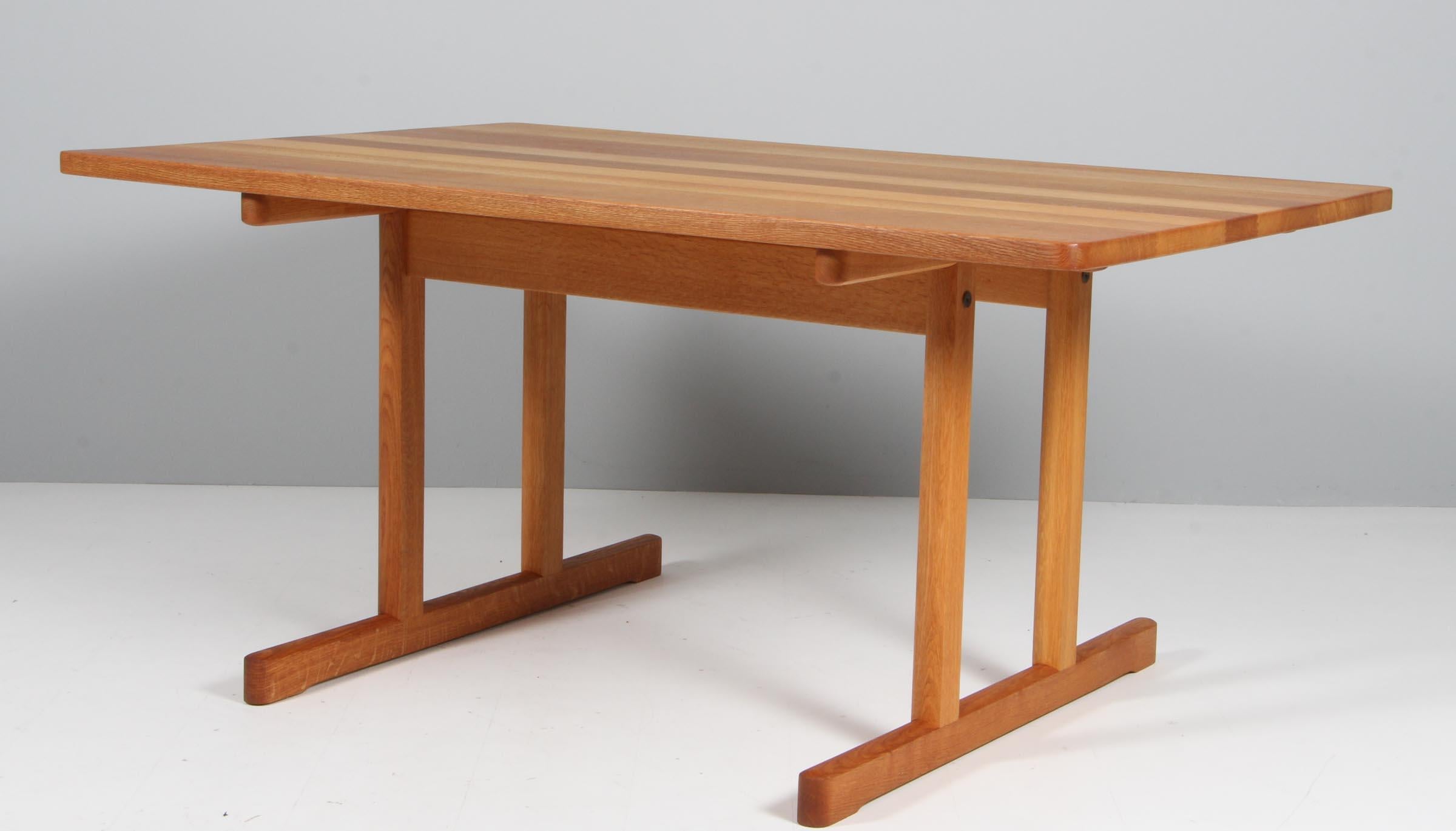 Børge Mogensen Shaker Dining Table, Fredericia, Denmark, Model 6286 In Excellent Condition In Esbjerg, DK