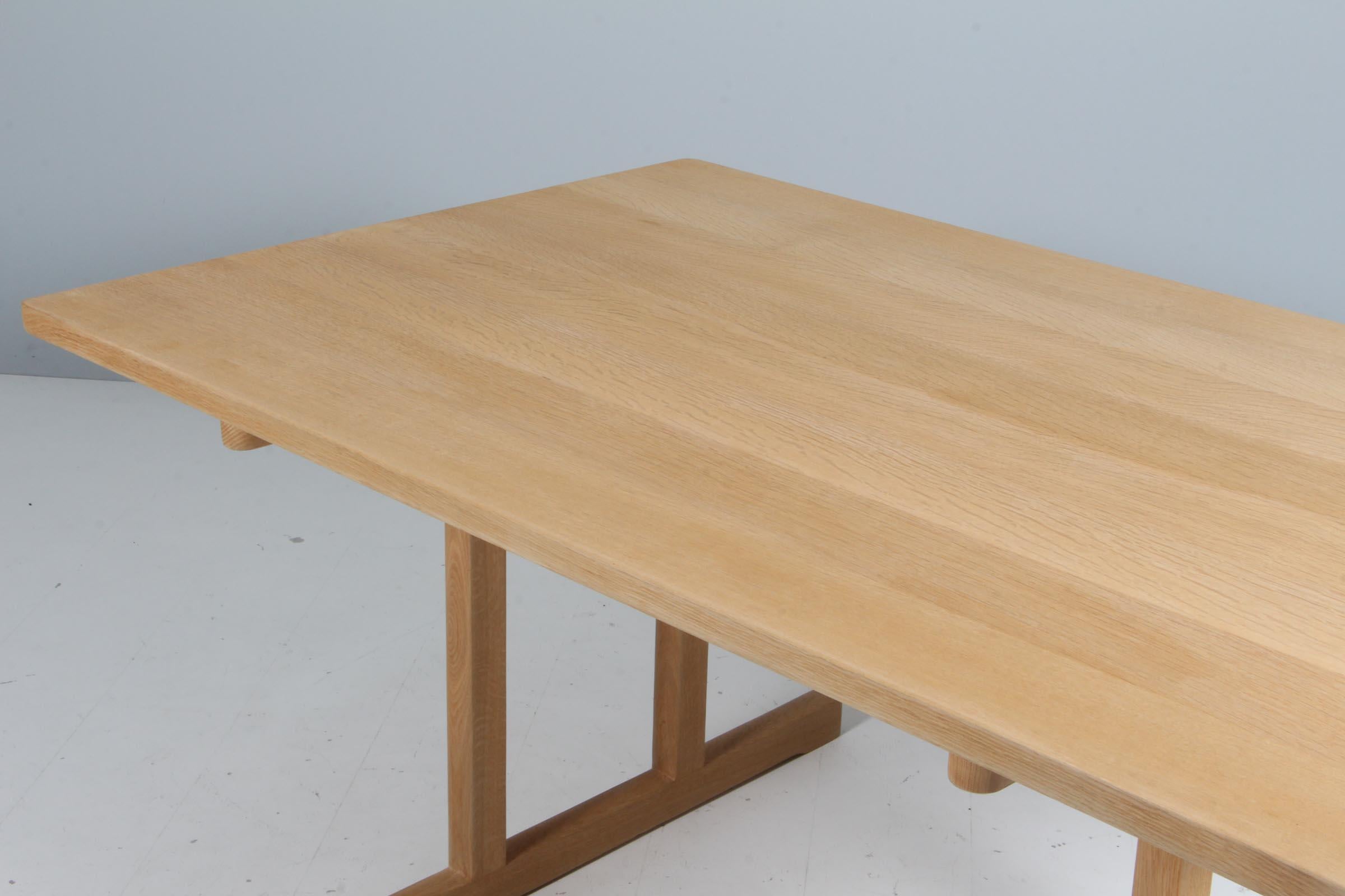 Danish Børge Mogensen Shaker Dining Table, Fredericia, Denmark, Model 6289