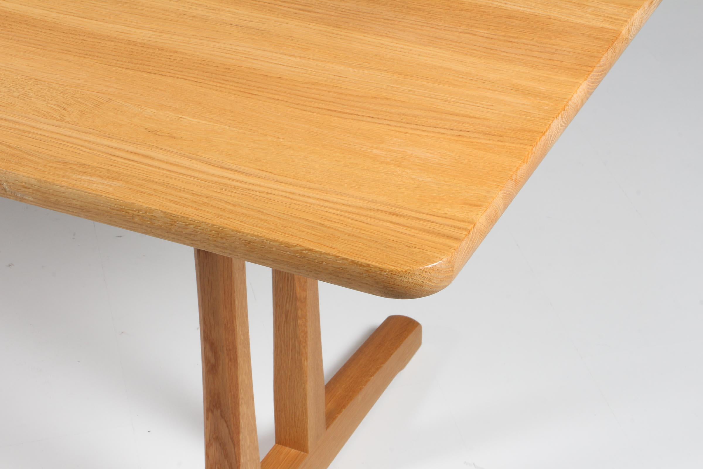 Scandinavian Modern Børge Mogensen Shaker Dining Table, Fredericia, Denmark, Model C18