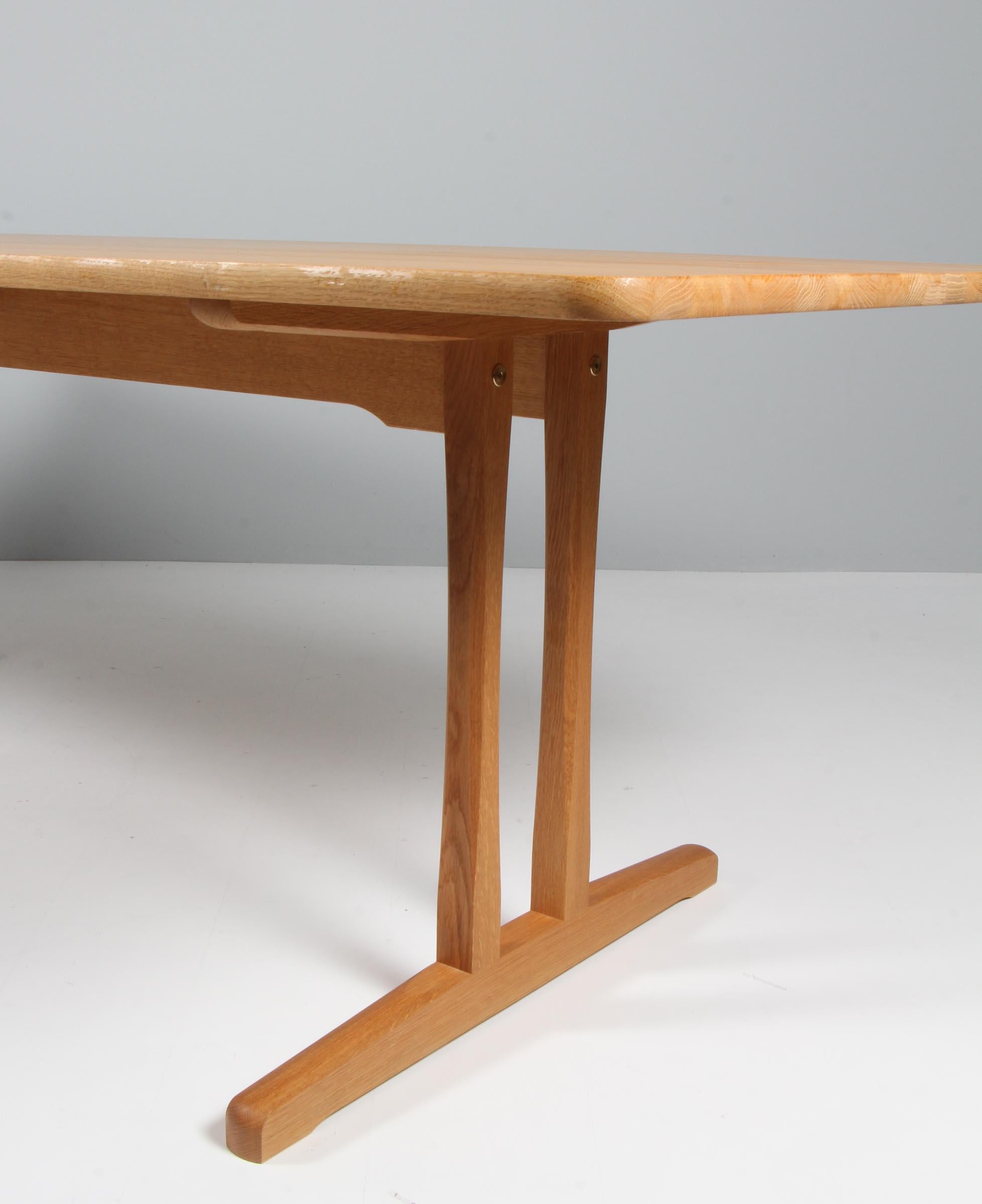 Børge Mogensen Shaker Dining Table, Fredericia, Denmark, Model C18 In Excellent Condition In Esbjerg, DK