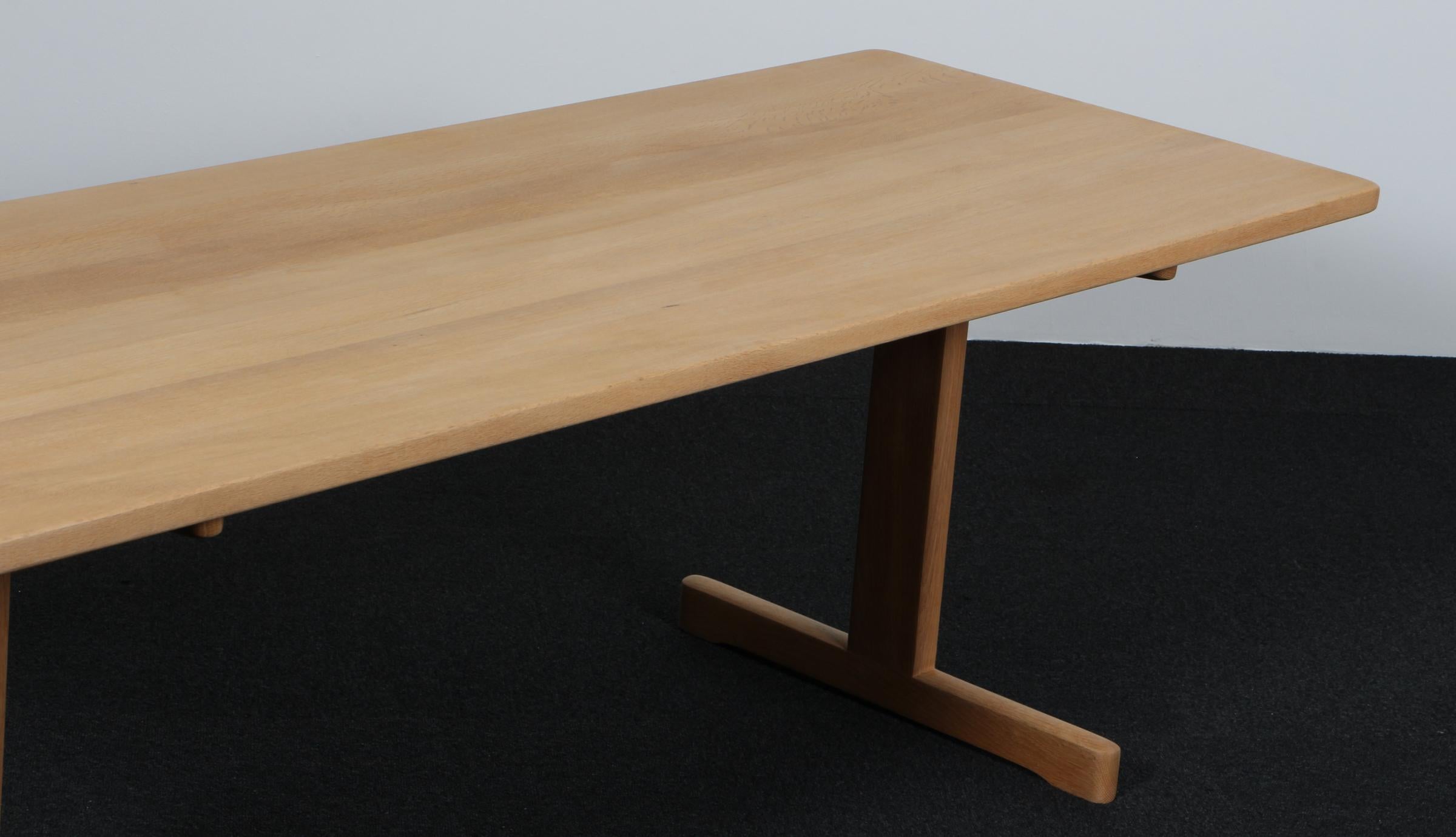 Børge Mogensen shaker sofa table in solid oak, Denmark In Excellent Condition For Sale In Esbjerg, DK