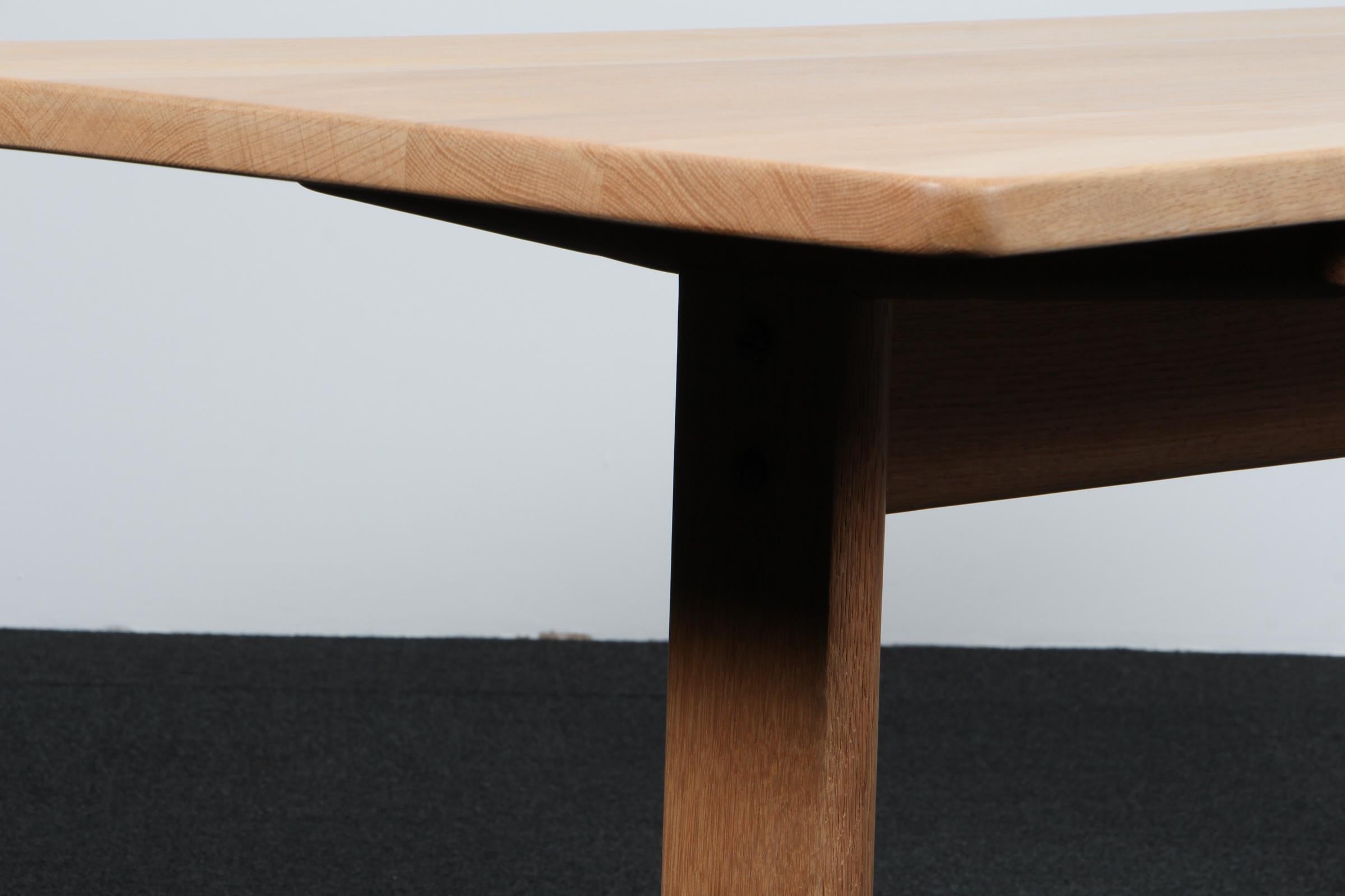 Børge Mogensen shaker sofa table in solid oak, Denmark Excellent état - En vente à Esbjerg, DK