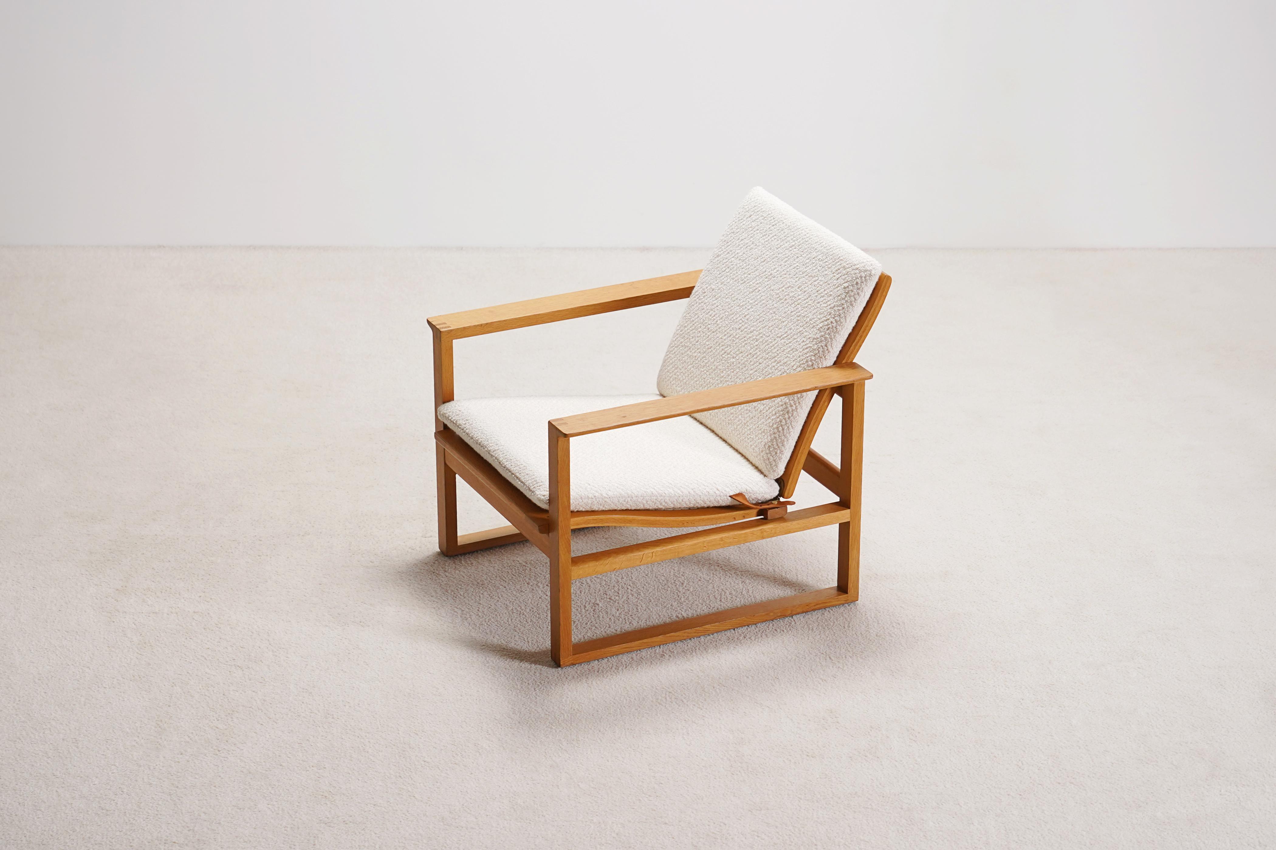 Børge Mogensen, Fauteuil de salon simple en Oak Oak, modèle 2256. 1956. New Upholstery. en vente 1