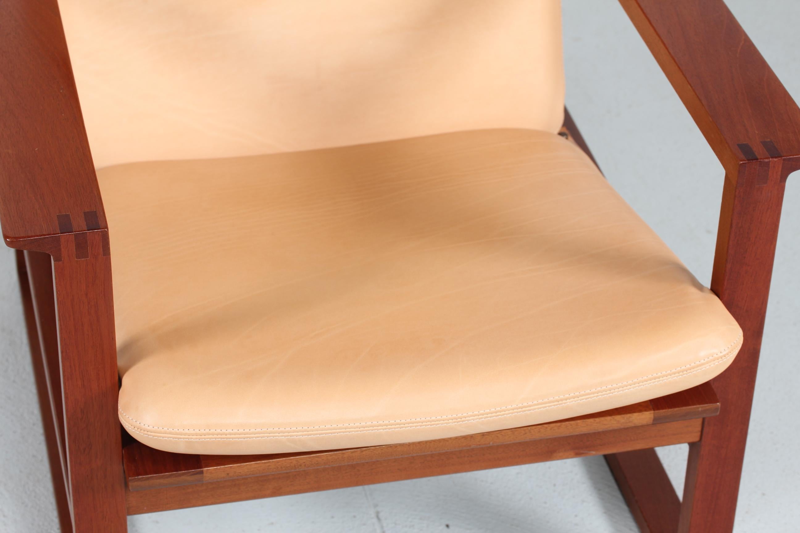 Mid-Century Modern Børge Mogensen Sled Chair 2254 with Aniline Leather by Fredericia Stolefabrik