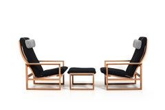 Børge Mogensen Sled Chairs BM-2254 and Stool 1960s