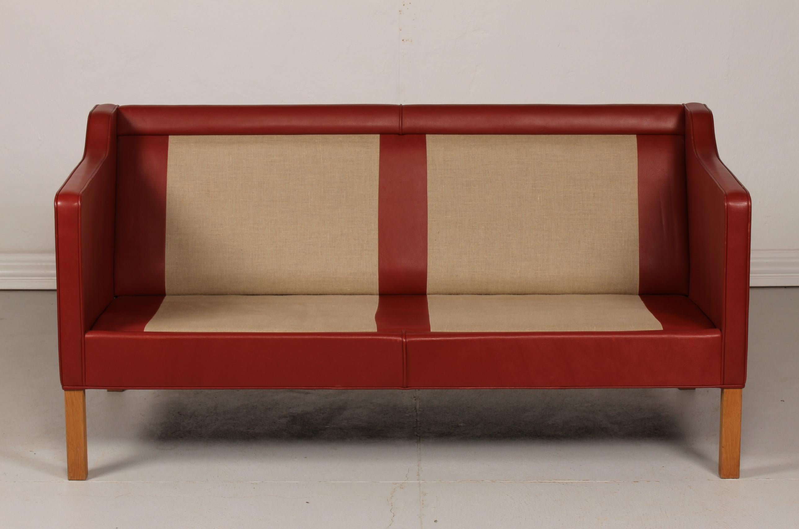 Børge Mogensen Sofa 2212 Red Brown Leather and Oak Fredericia Stolefabrik, 1986 1