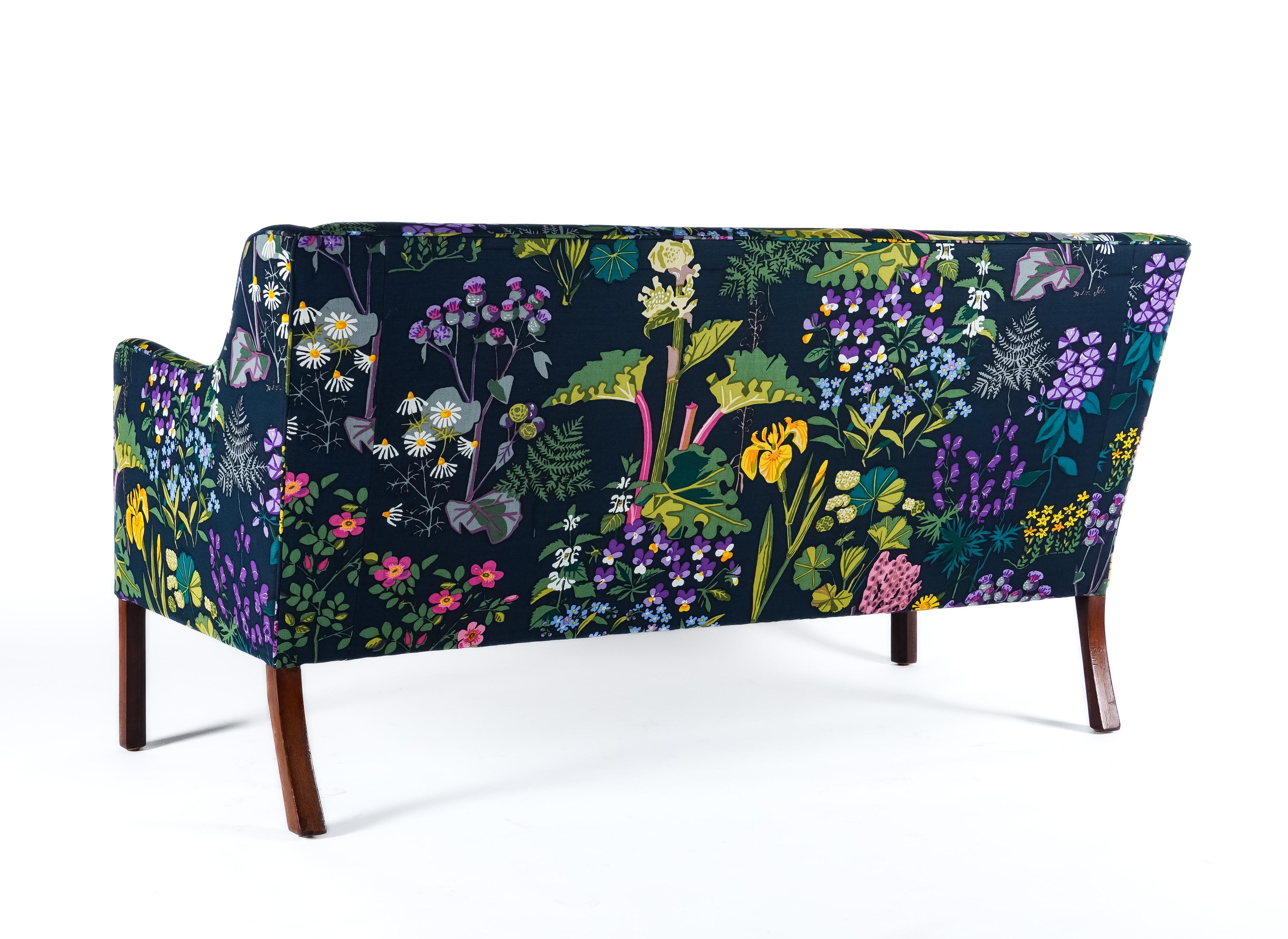 20th Century Børge Mogensen Sofa in Swedish Textile For Sale