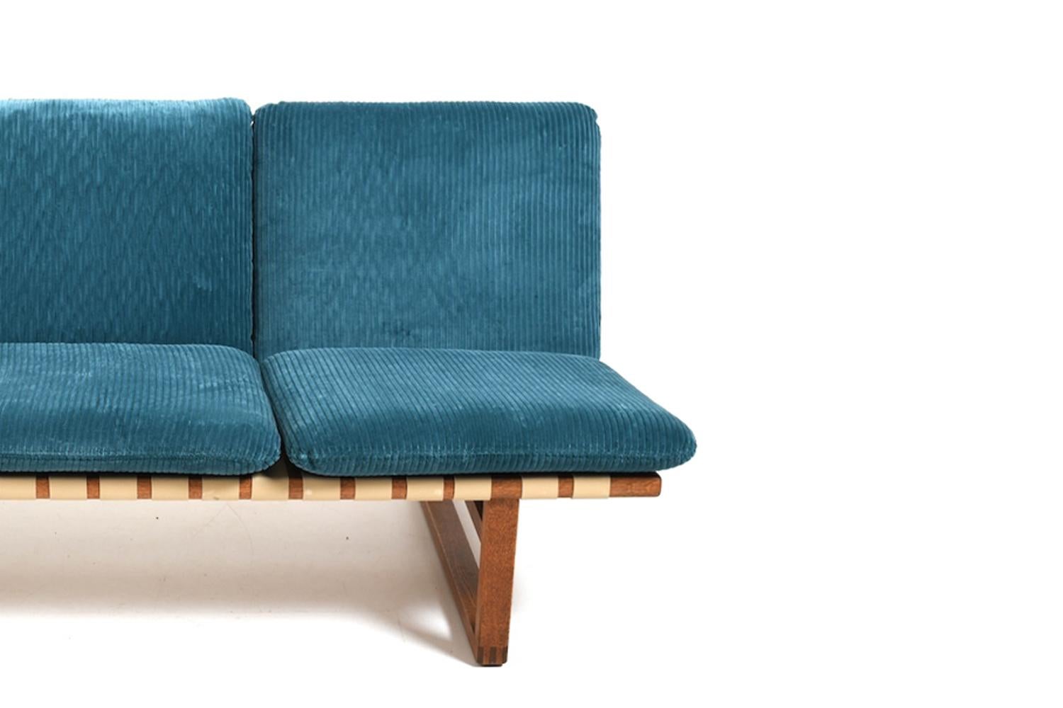 Wool Børge Mogensen Sofa Model 211 New Upholstered For Sale