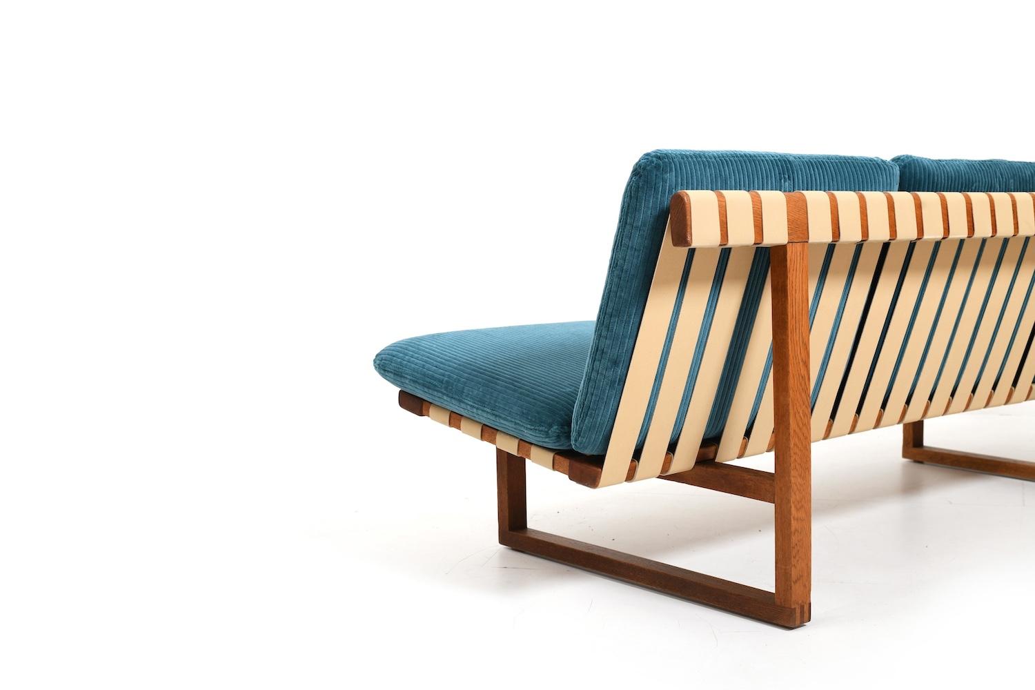 Børge Mogensen Sofa Model 211 New Upholstered For Sale 1