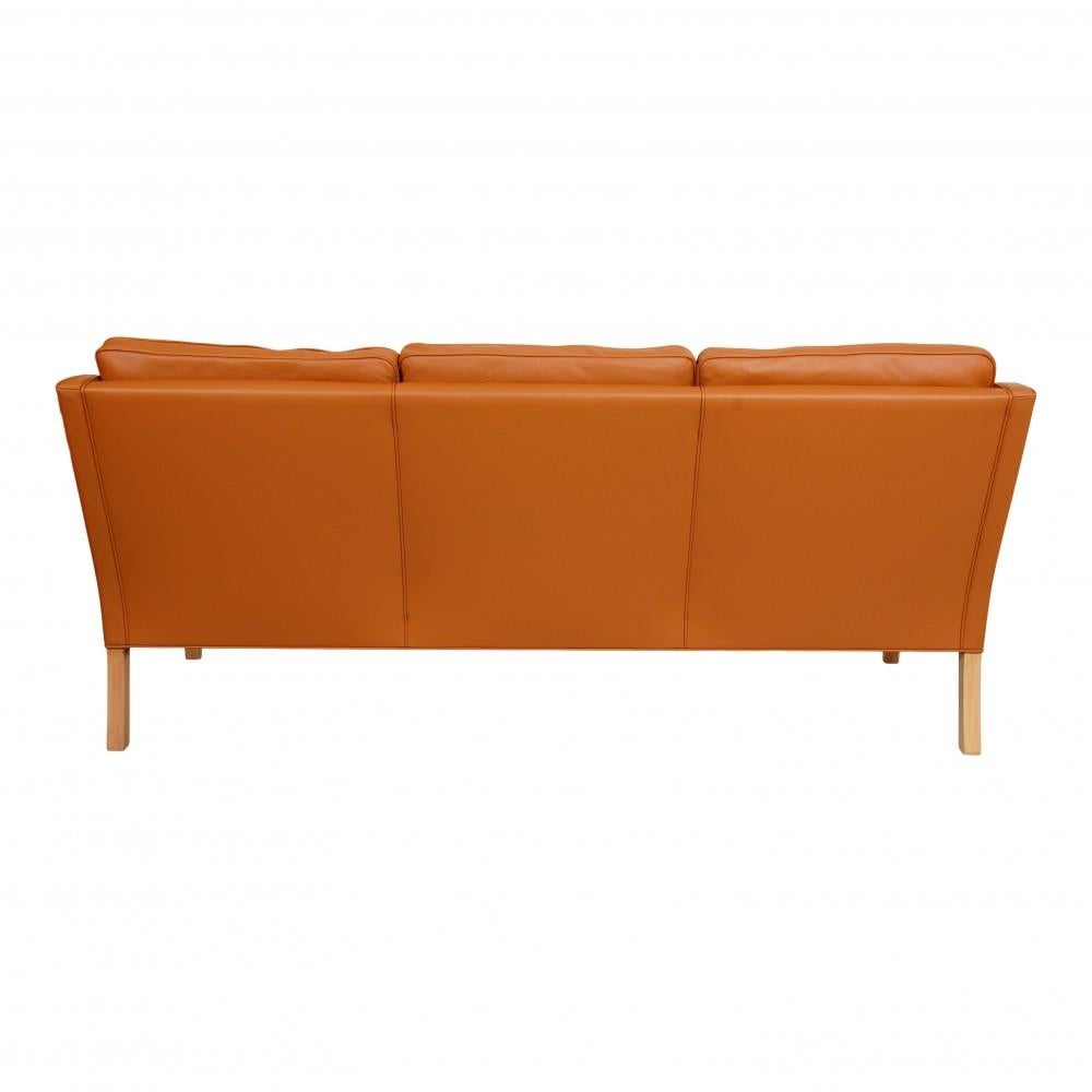 Danish Børge Mogensen Sofa, Model 2209, newly upholstered with cognac bison leather For Sale