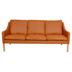 Børge Mogensen Sofa, Modell 2209, neu gepolstert mit cognacfarbenem Bisonleder