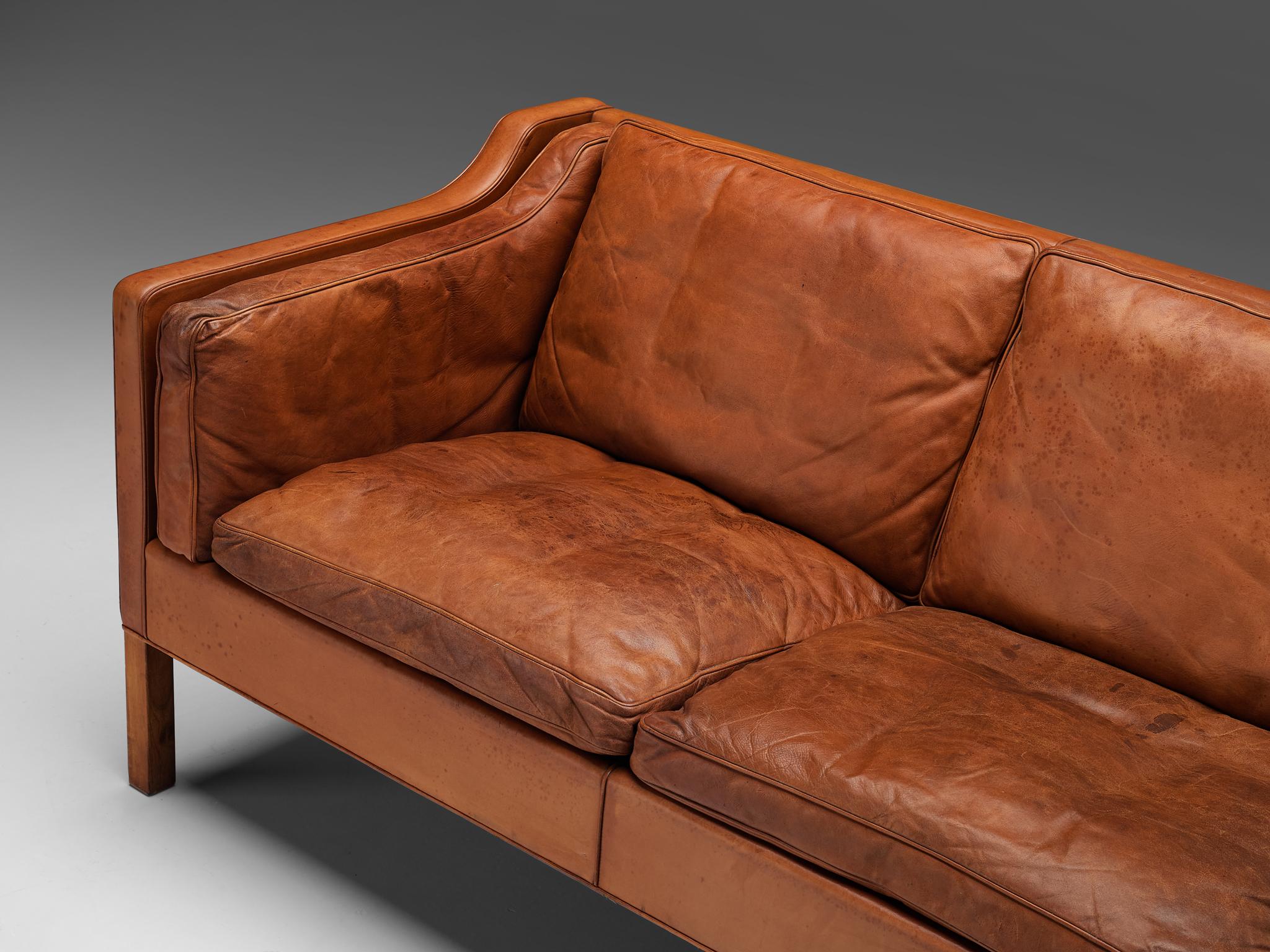 Mid-Century Modern Børge Mogensen Sofa Model 2213 in Cognac Leather