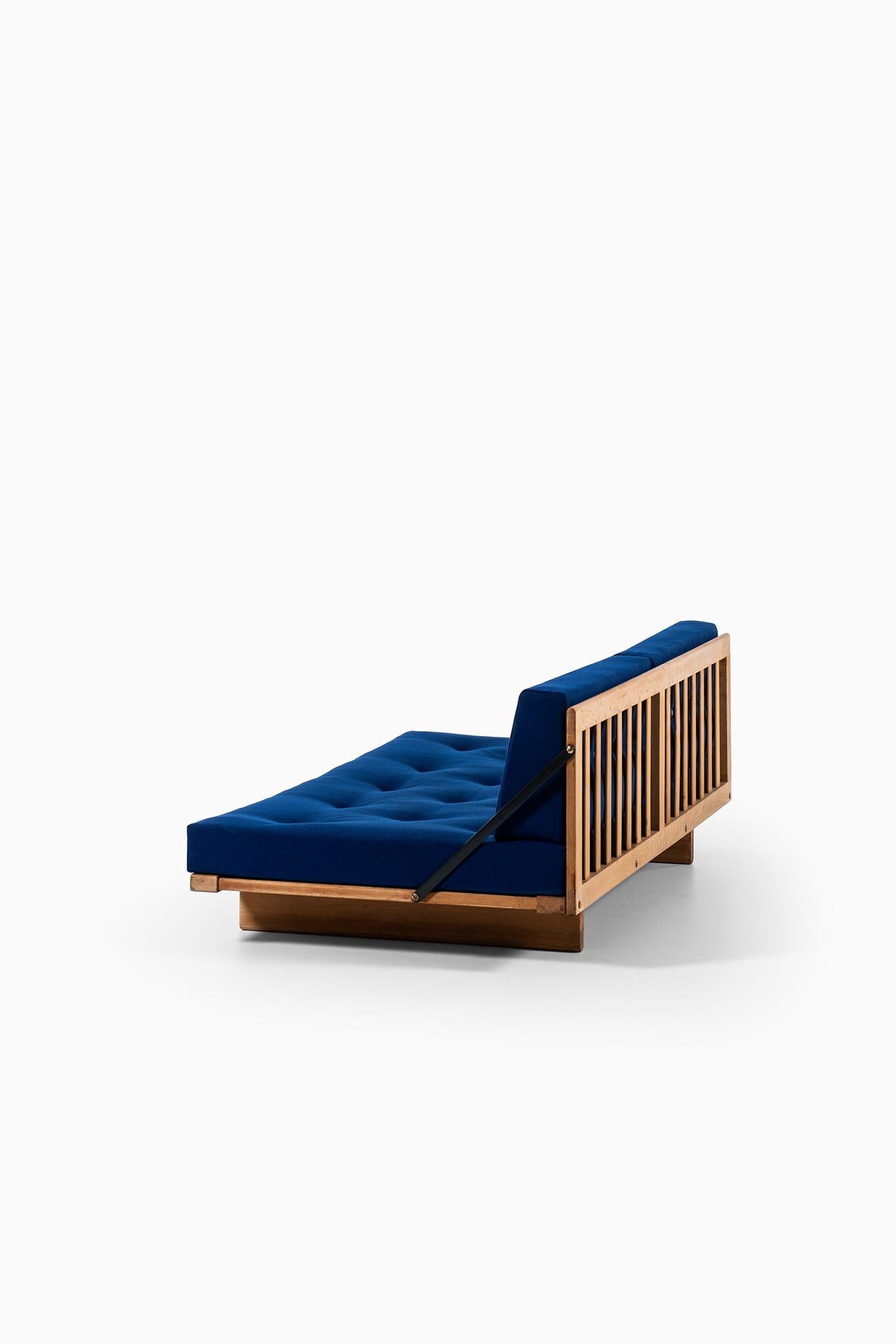 Børge Mogensen Sofa or Daybed Model 192 by Fredericia Stolefabrik in Denmark 1