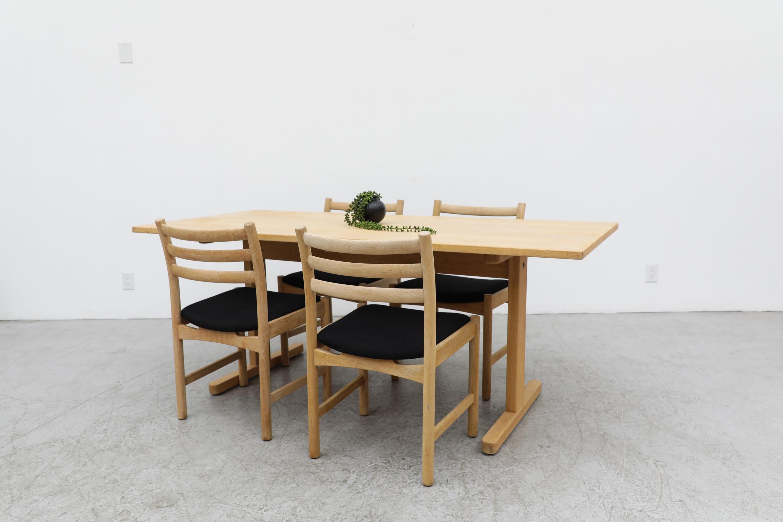 Mid-20th Century Børge Mogensen Solid Oak Dining Table