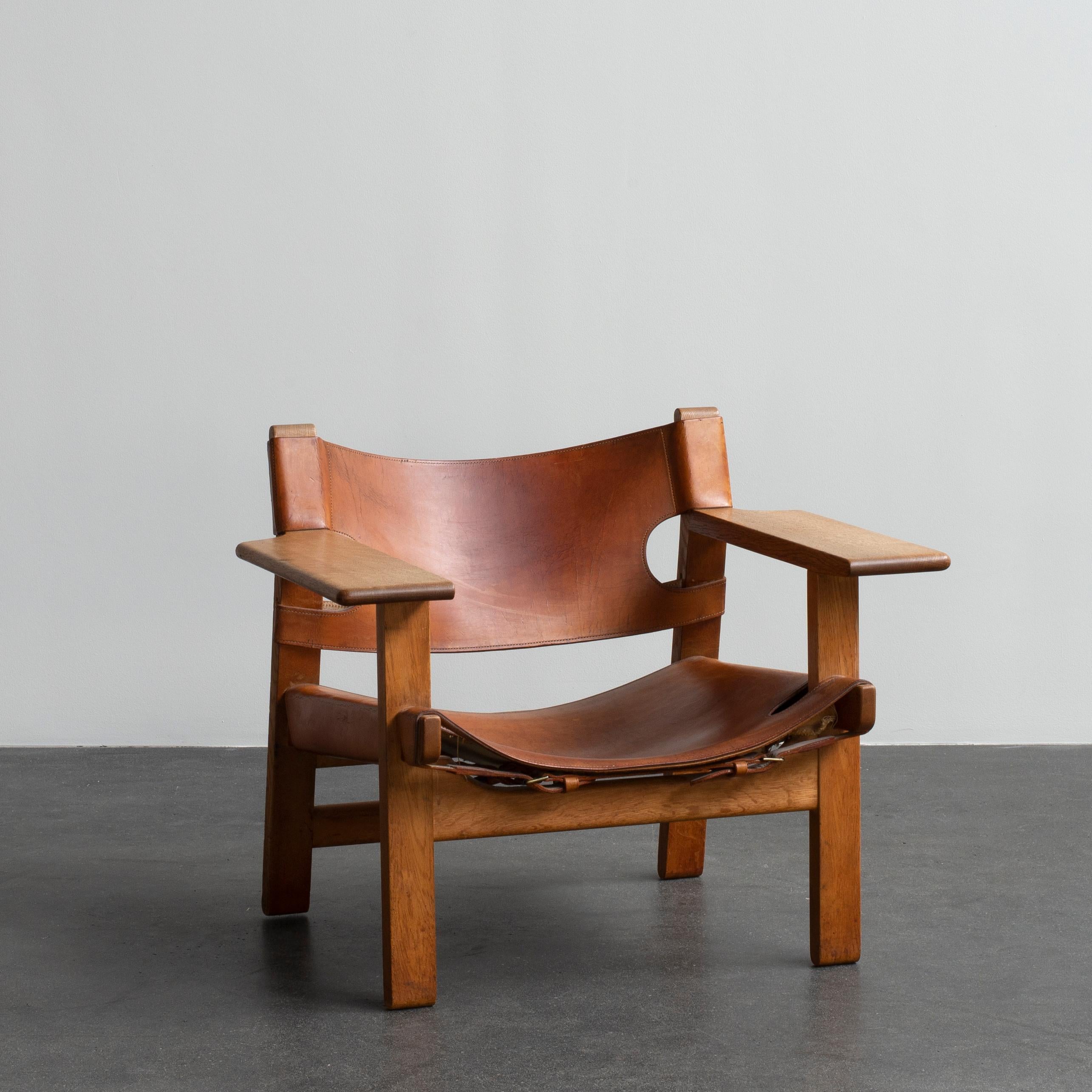 Børge Mogensen Spanish chair in oak and natural tanned leather. Executed by Fredericia Furniture and Dahlman Saddlers, Copenhagen.