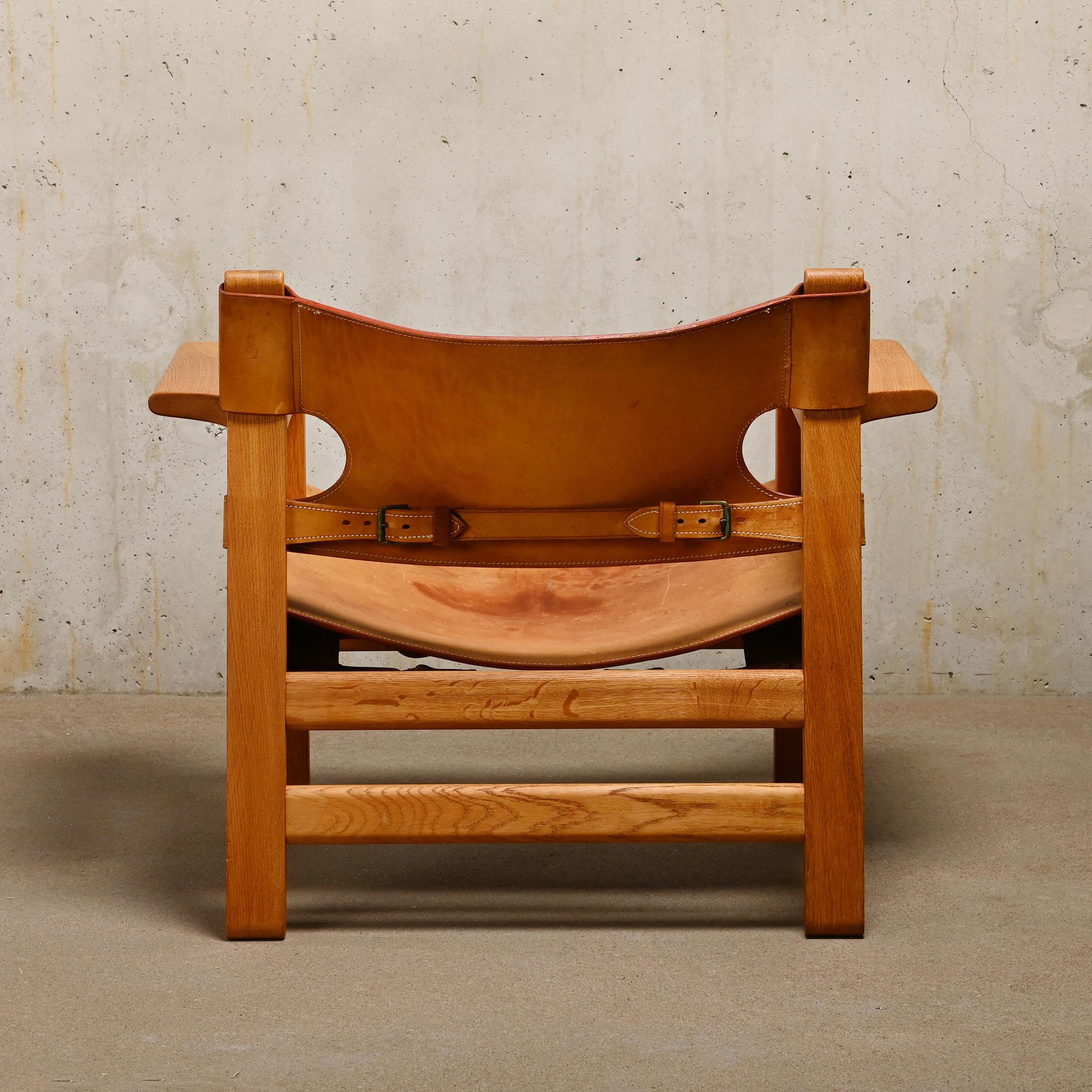 Børge Mogensen Spanish Chair in Cognac Leather and Oak for Fredericia In Good Condition In Amsterdam, NL