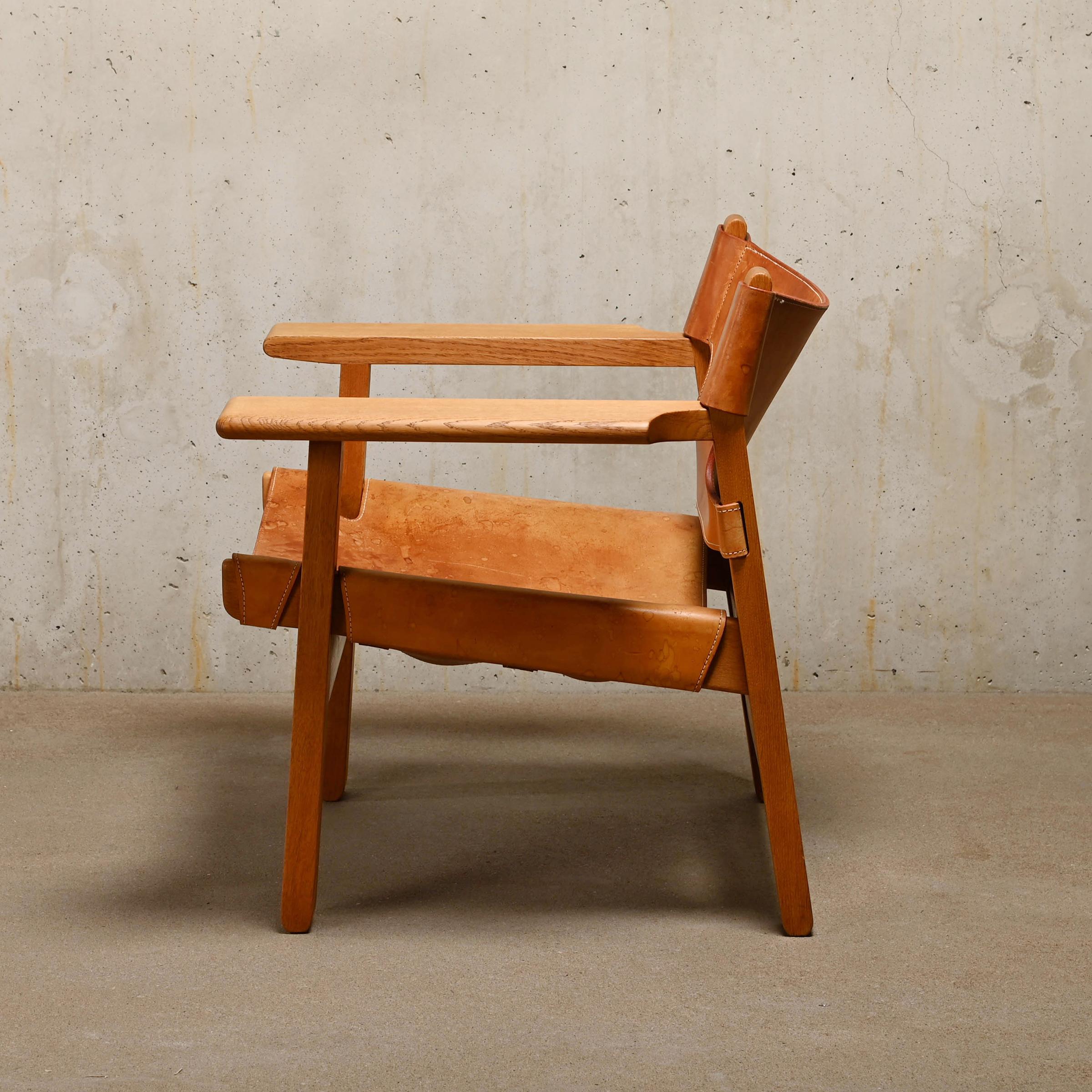 Børge Mogensen Spanish Chair in Cognac Leather and Oak for Fredericia 1
