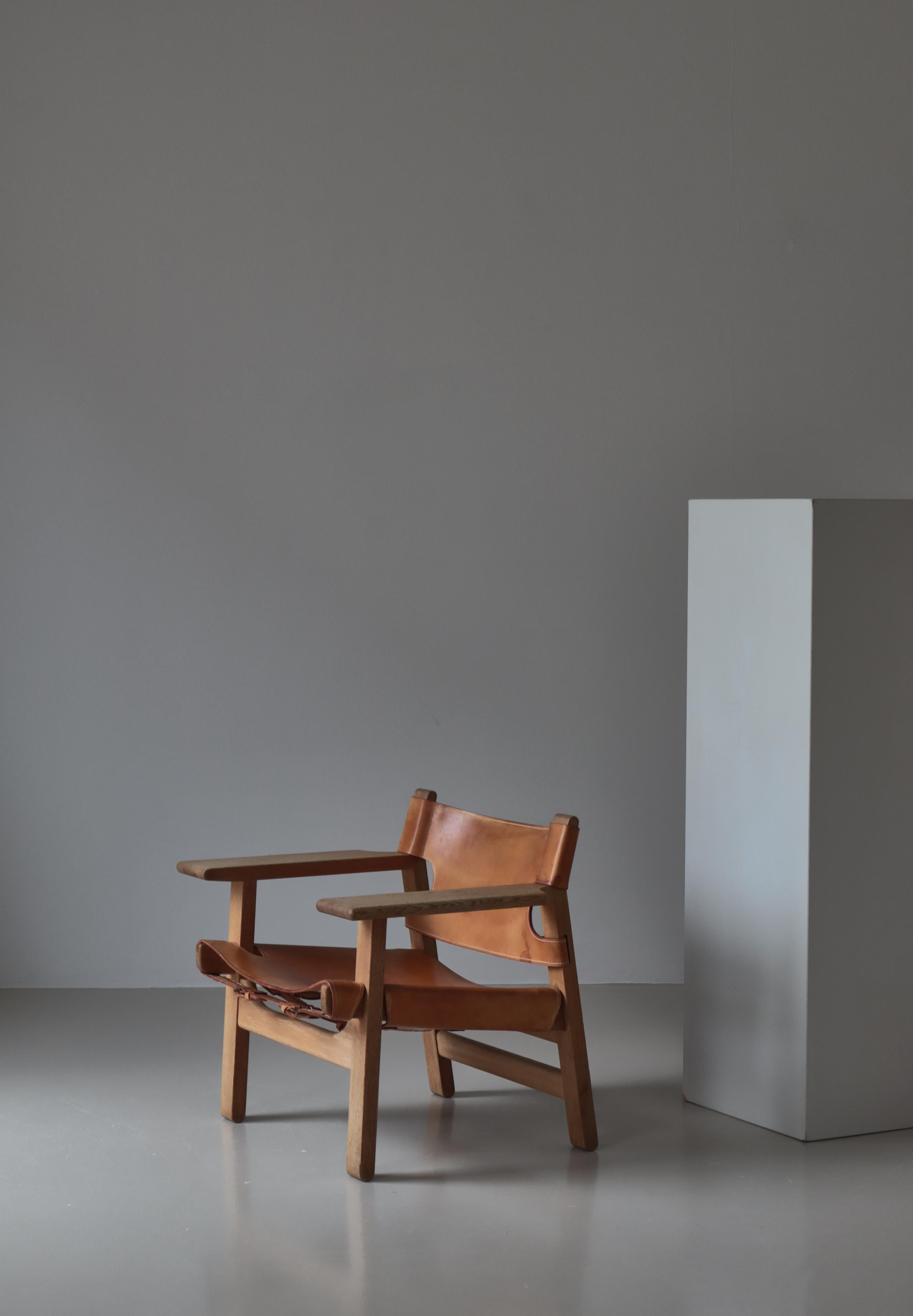 Great vintage example of Danish architect Børge Mogensens iconic 