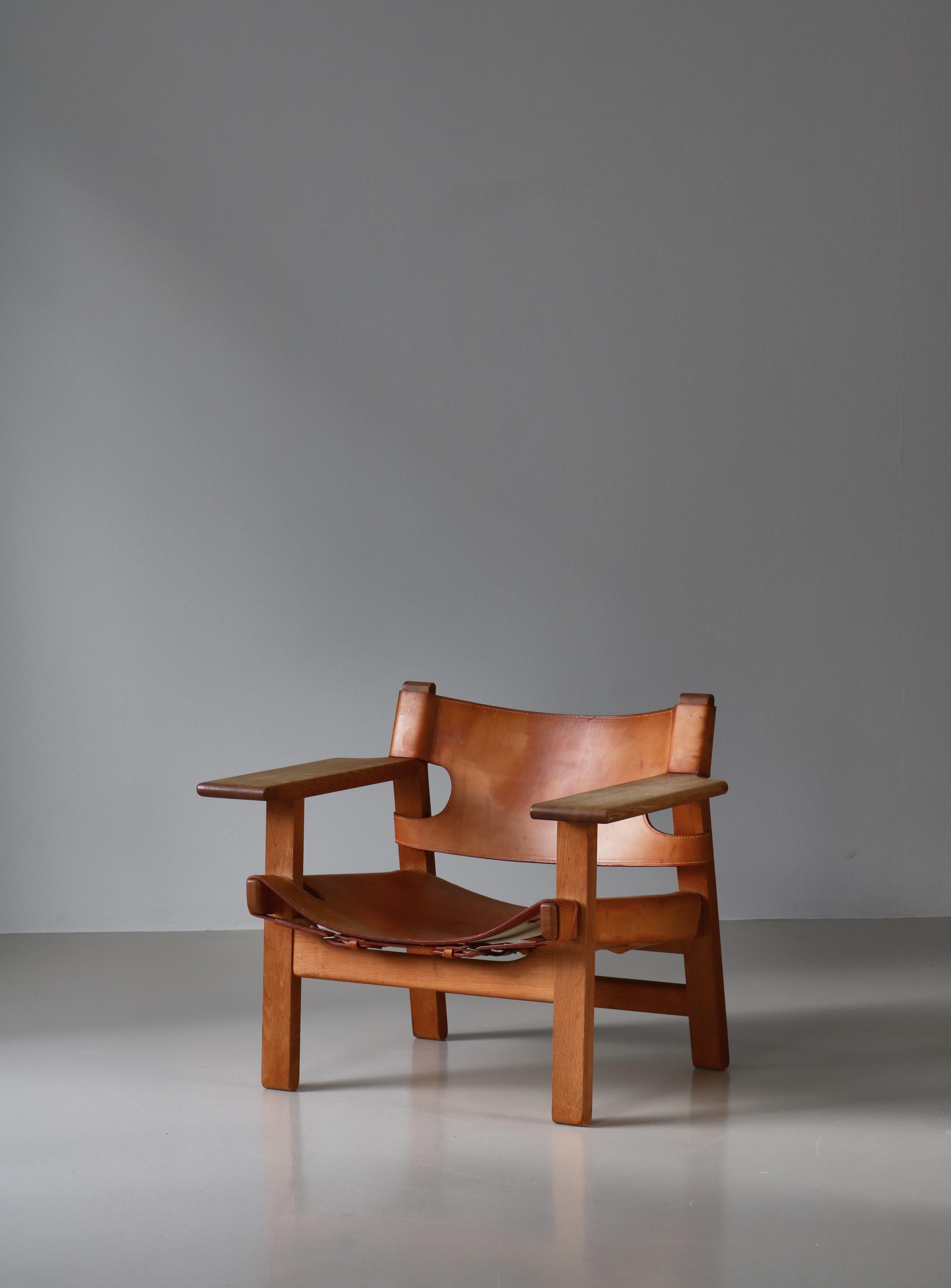 Børge Mogensen  „Spanish Chair“ aus Eiche und Sattelleder, dänische Moderne, 1950er Jahre (Dänisch) im Angebot