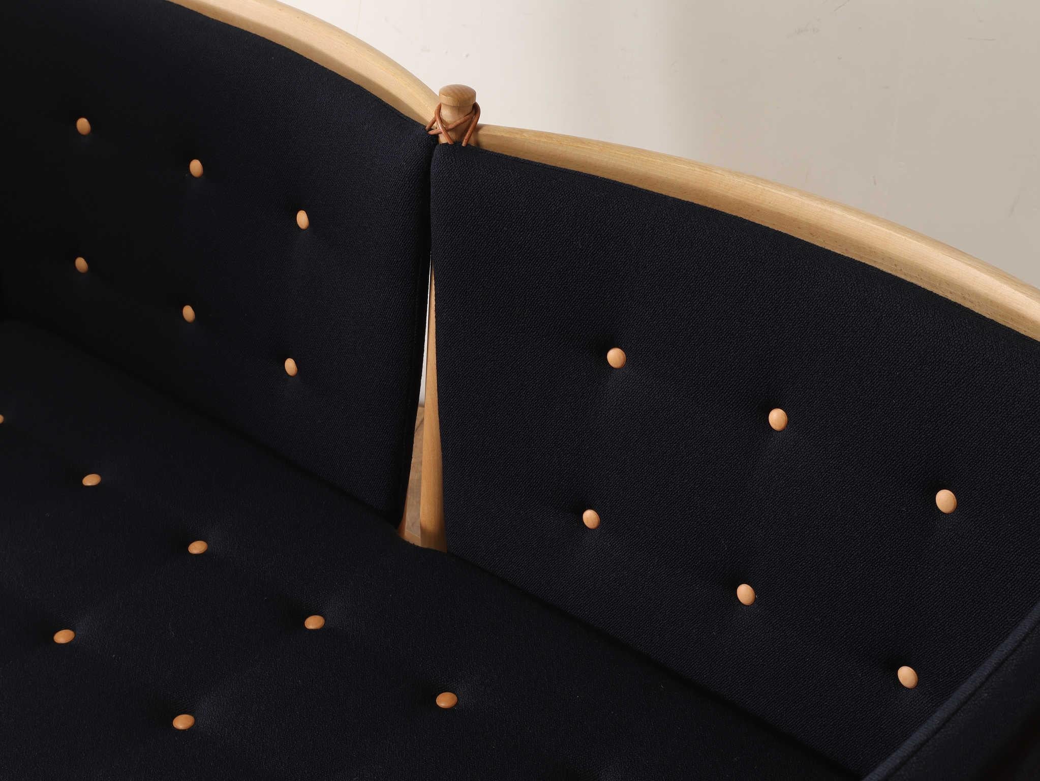 Fabric Børge Mogensen Spokeback Sofa