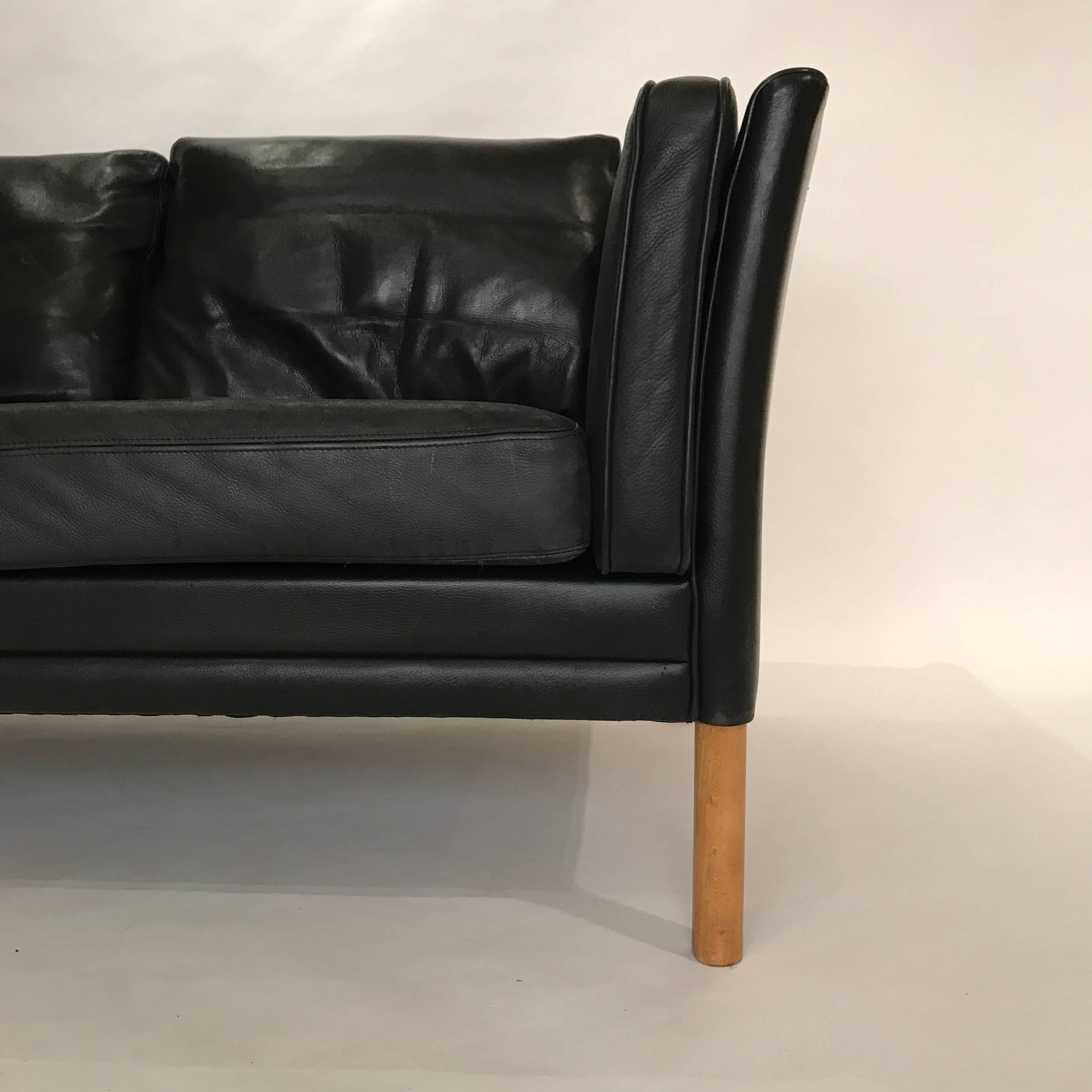 Børge Mogensen Style Black Scandinavian Danish Modern Leather Two-Seat Sofa 1