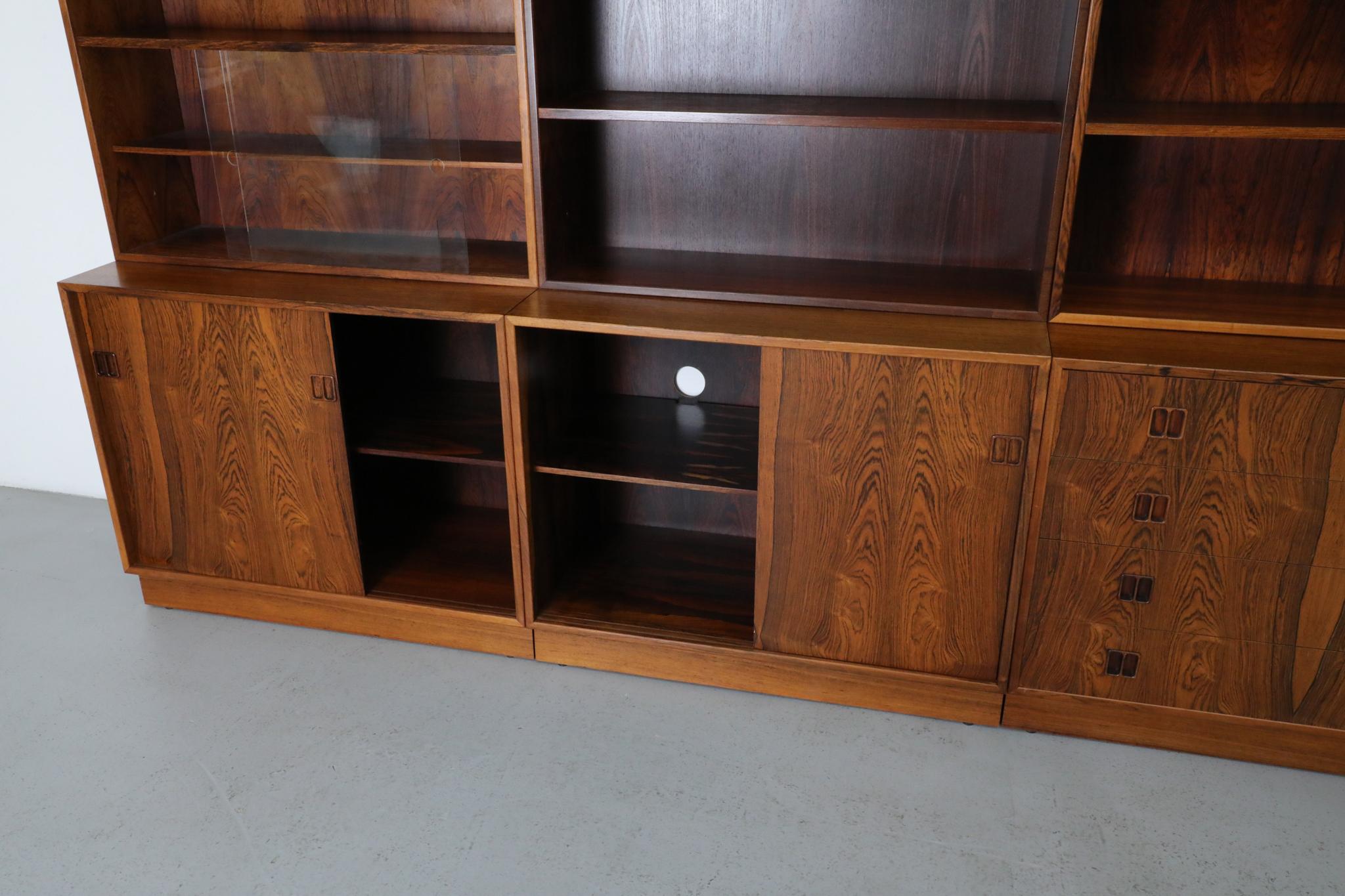 Børge Mogensen Style Danish Mid-Century Rosewood Three Section Shelving Unit For Sale 9