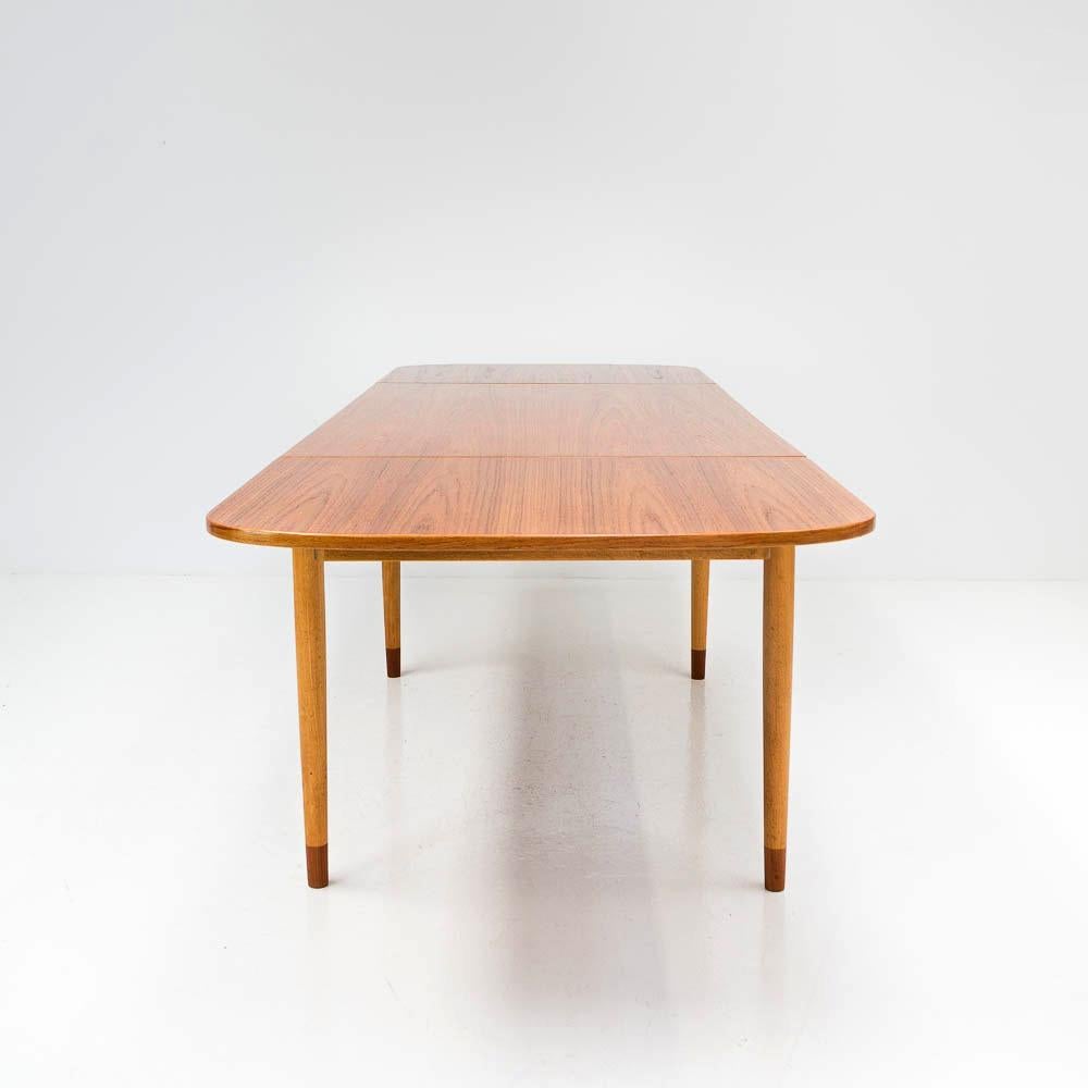 Mid-Century Modern Børge Mogensen Teak Drop Leaf Dining Table for Søborg Møbelfabrik, Denmark 1960s