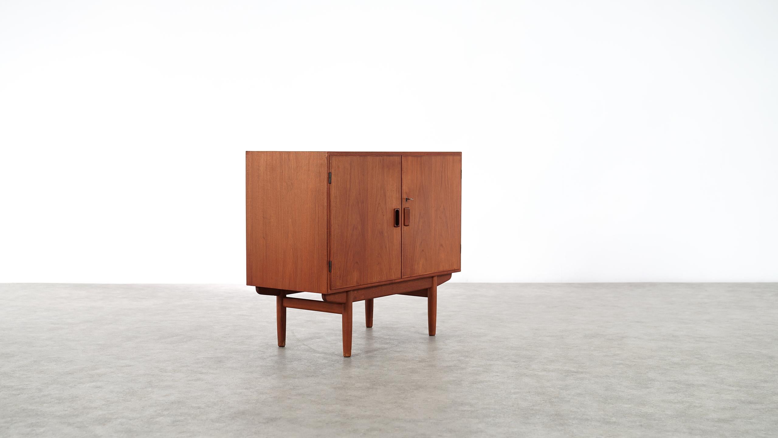 Mid-20th Century Børge Mogensen Teak & Oak Sideboard, 1950 for Søborg Møbelfabrik, Danish Modern