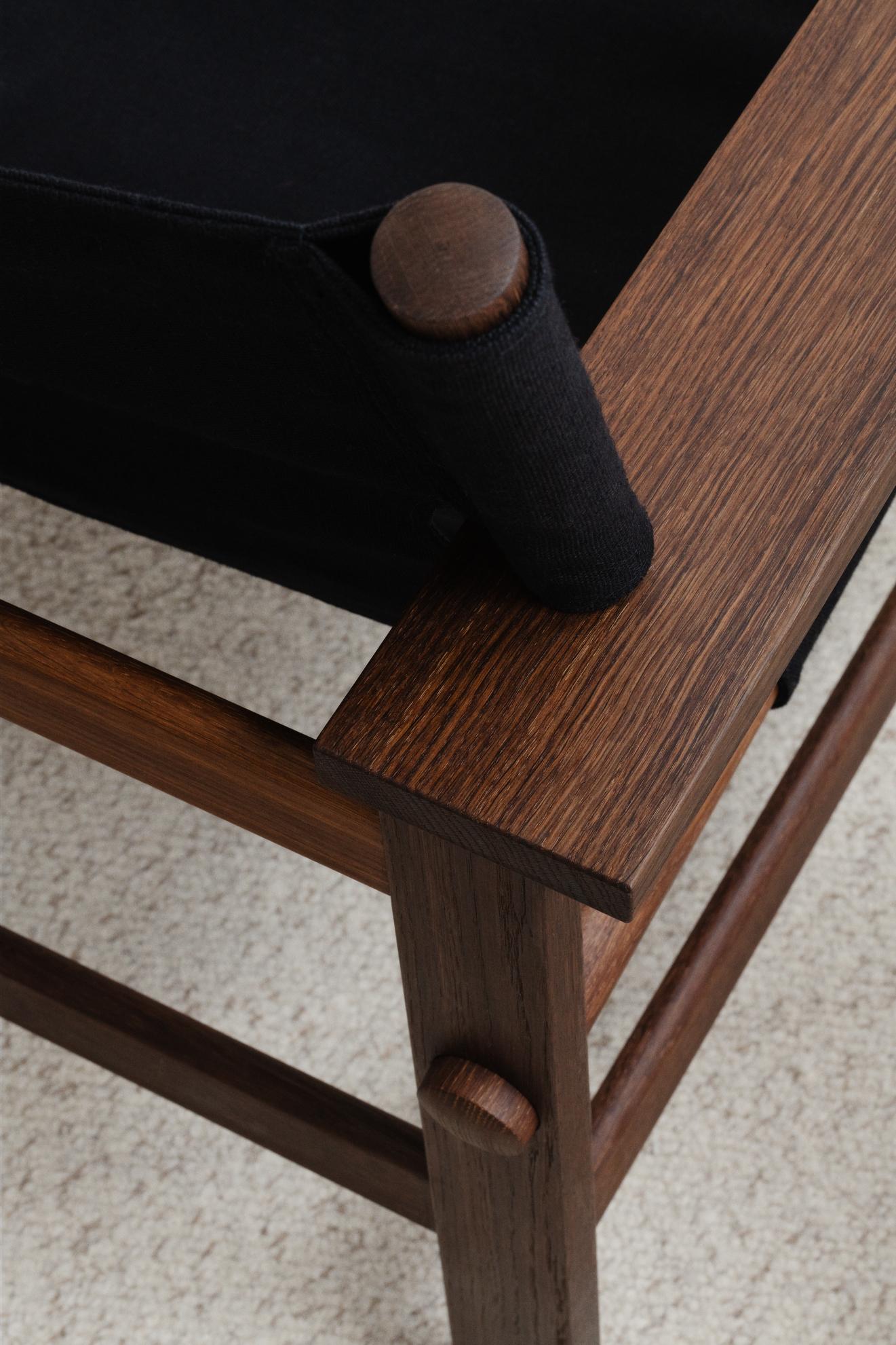 Børge Mogensen The Canvas Chair - Smoked oiled oak/Black Canvas for Fredericia In New Condition For Sale In Dubai, AE