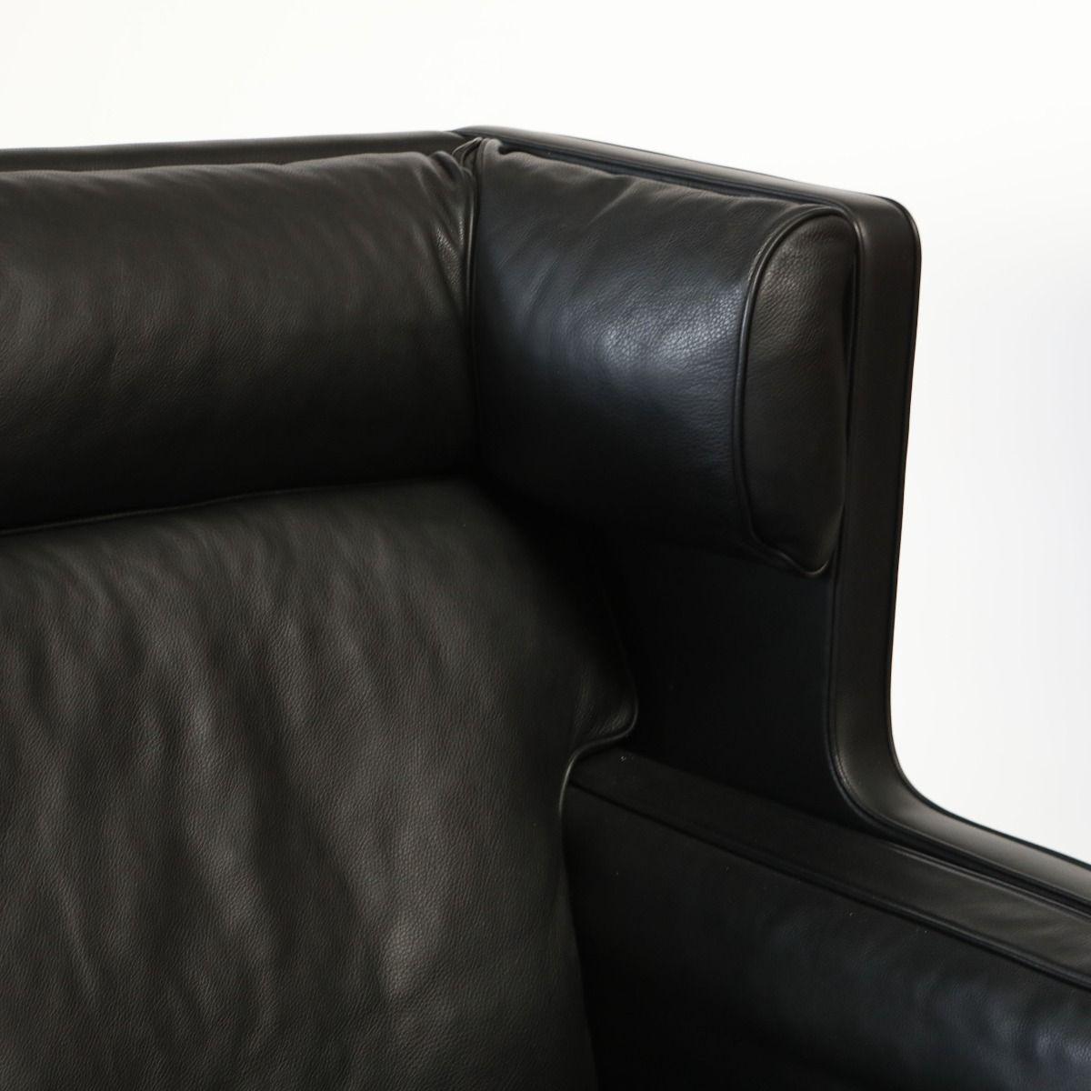 Børge Mogensen Three-person Coupé Sofa, Model 2193 For Sale 2