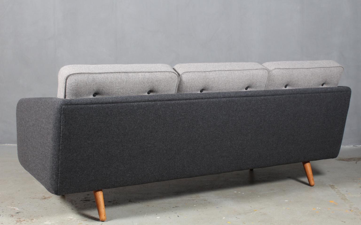 Børge Mogensen Dreisitziges Sofa, Modell 201 (Skandinavische Moderne)