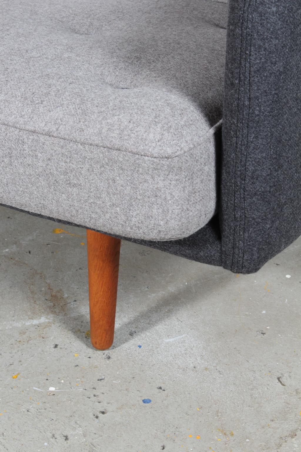 Børge Mogensen Dreisitziges Sofa, Modell 201 im Zustand „Hervorragend“ in Esbjerg, DK