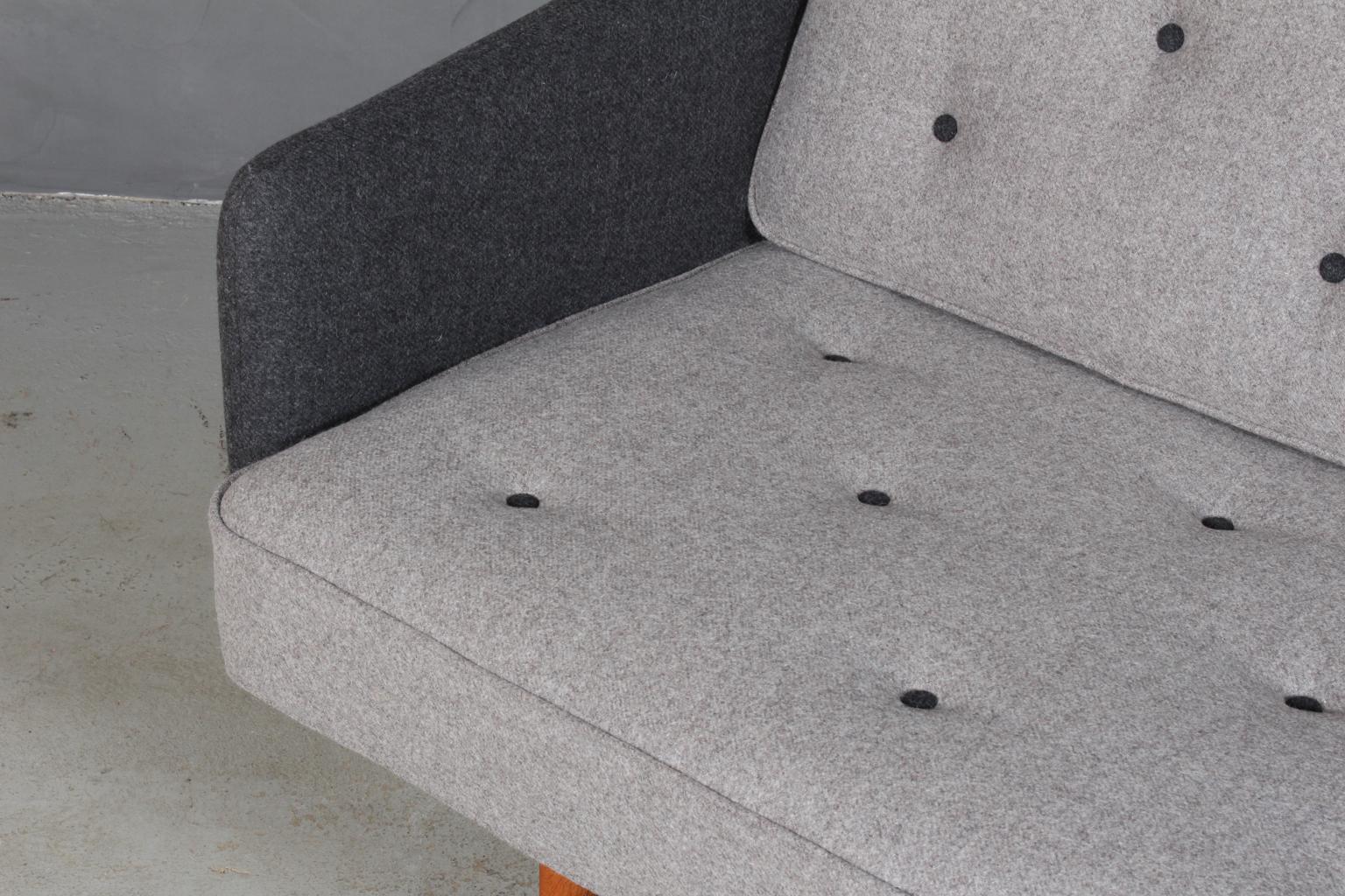 Børge Mogensen Dreisitziges Sofa, Modell 201 (Eichenholz)