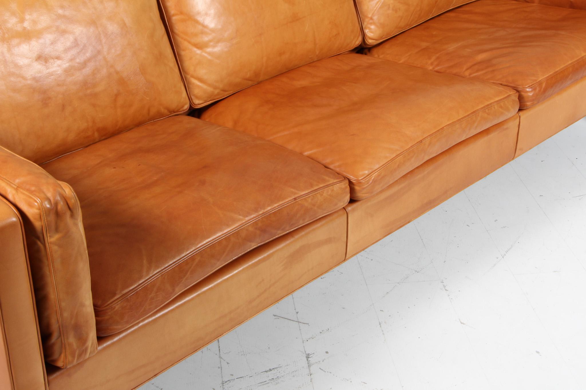 Mid-20th Century Børge Mogensen Three-Seat Sofa, model 2213 For Sale