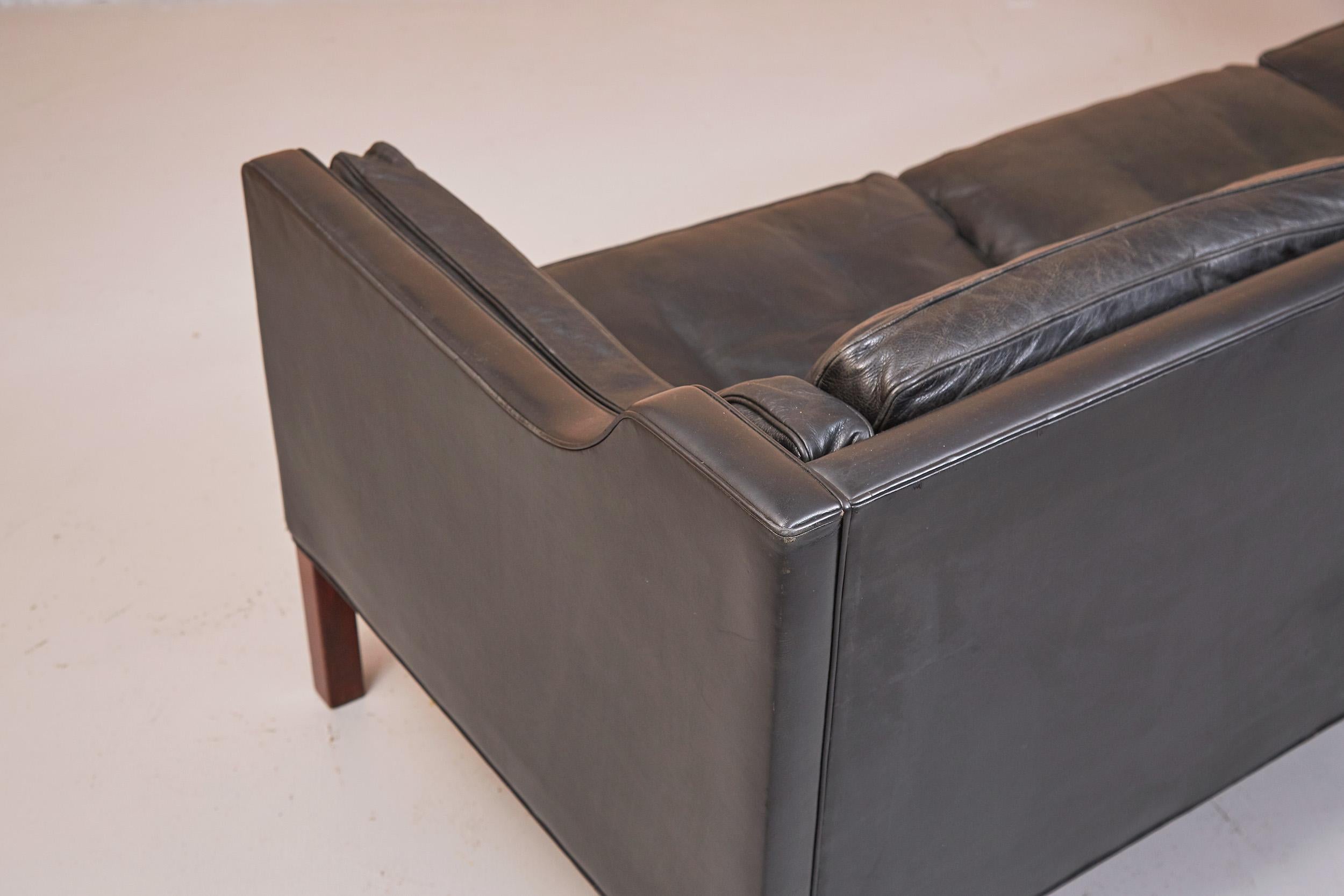 Børge Mogensen Three Seat Sofa, Model 2213 in Black Leather 7