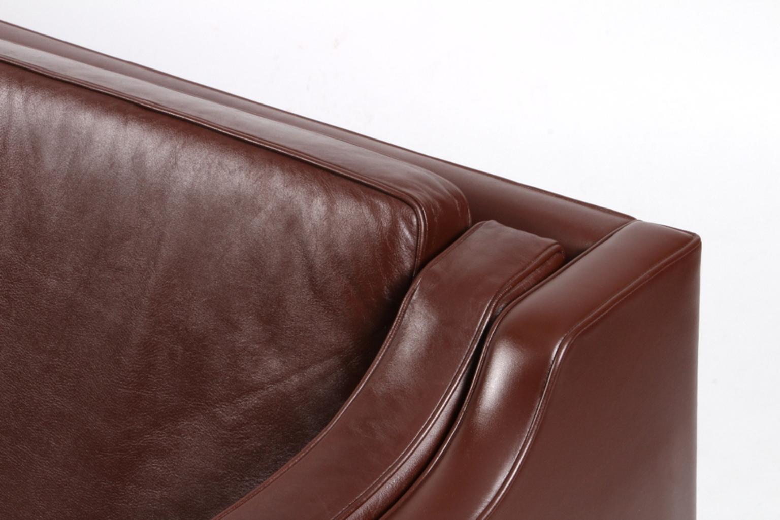 Danish Børge Mogensen Three-Seat Sofa, Model 2213, Original Brown Leather