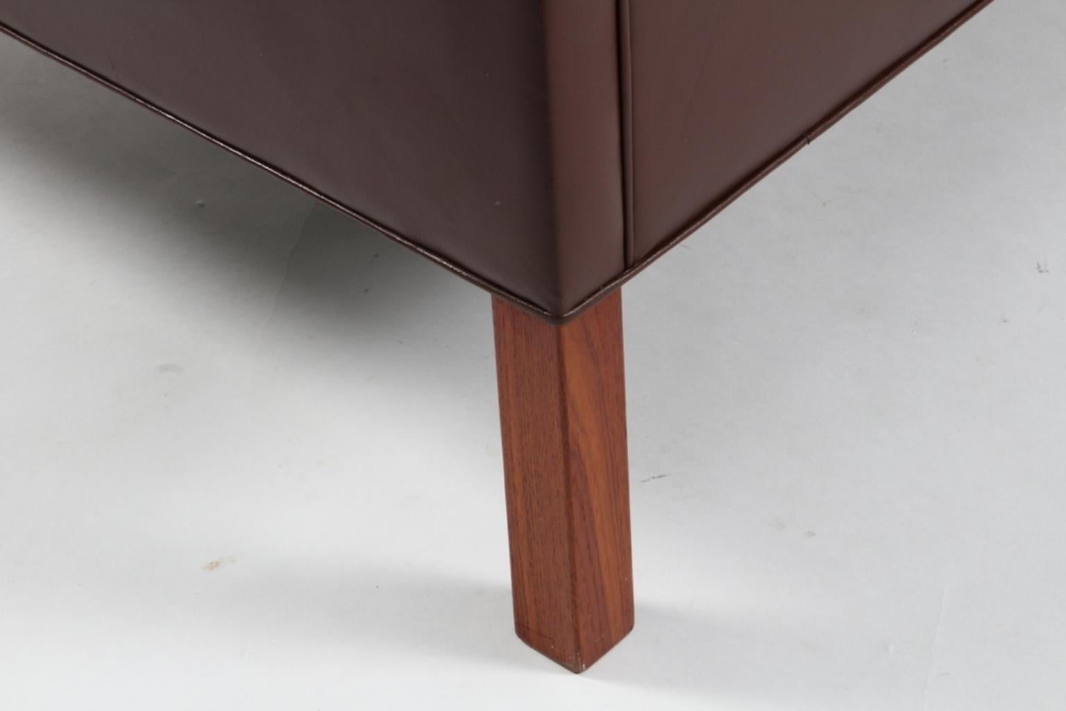 Børge Mogensen Three-Seat Sofa, Model 2213, Original Brown Leather 2