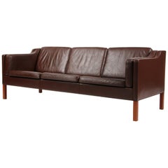 Børge Mogensen Three-Seat Sofa, Model 2213, Original Brown Leather