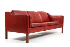 Børge Mogensen Three-Seat Sofa, Model 2213, Original Red Bull Leather