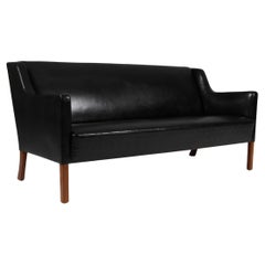 Børge Mogensen three seat sofa, model 4712. Original leather, 1950's Denmark