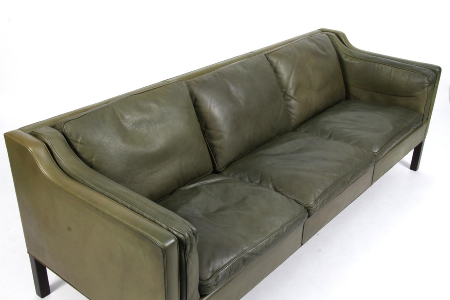 Mid-Century Modern Børge Mogensen Three-Seater Sofa in Original Green Leather