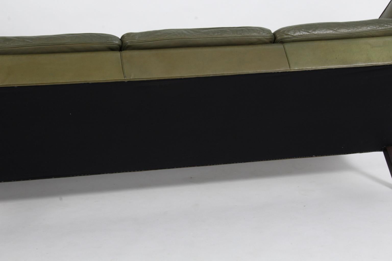 Børge Mogensen Three-Seater Sofa in Original Green Leather 1