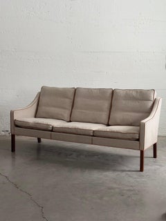 Børge Mogensen Three-Seater Sofa, Model 2209, Original Upholstery c. 1970