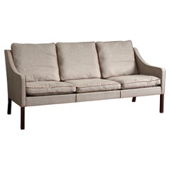 Børge Mogensen Three-Seater Sofa, Model 2209, Original Upholstery c. 1970