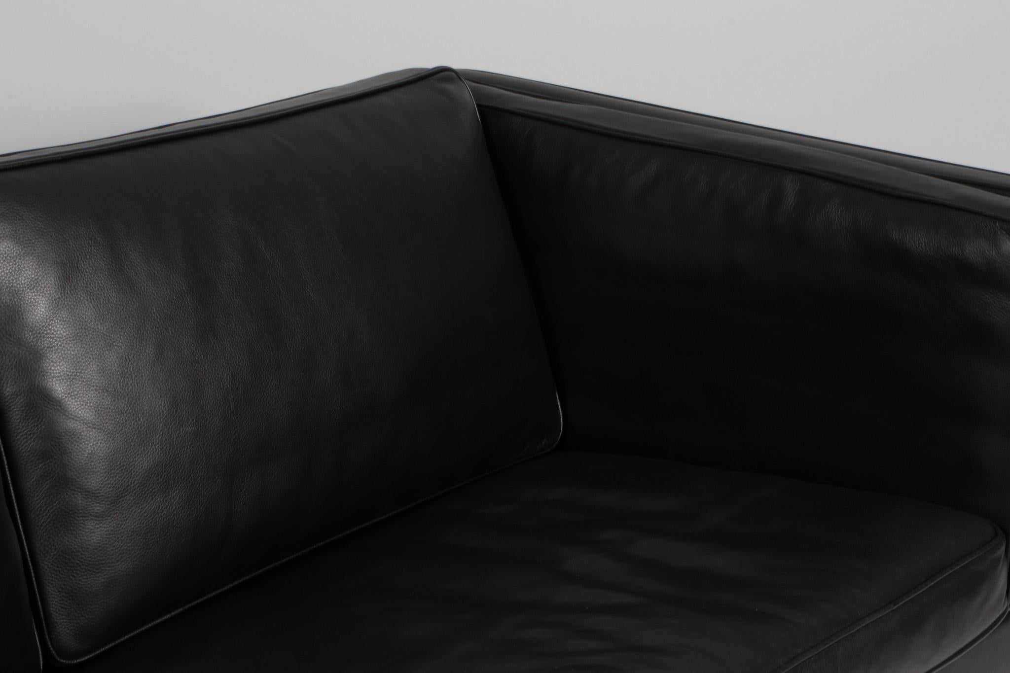 Børge Mogensen Zweieinhalbsitziges Sofa, Modell 2335 im Zustand „Gut“ im Angebot in Esbjerg, DK