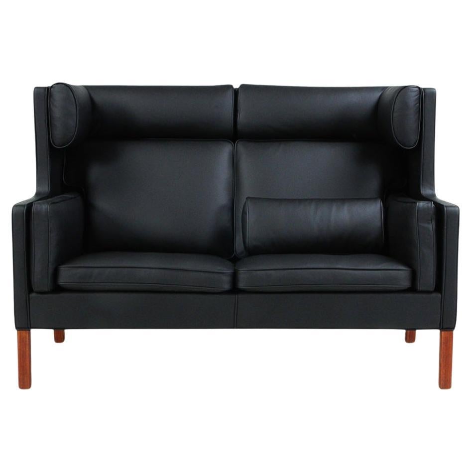 Børge Mogensen two-person coupé sofa, Model 2192