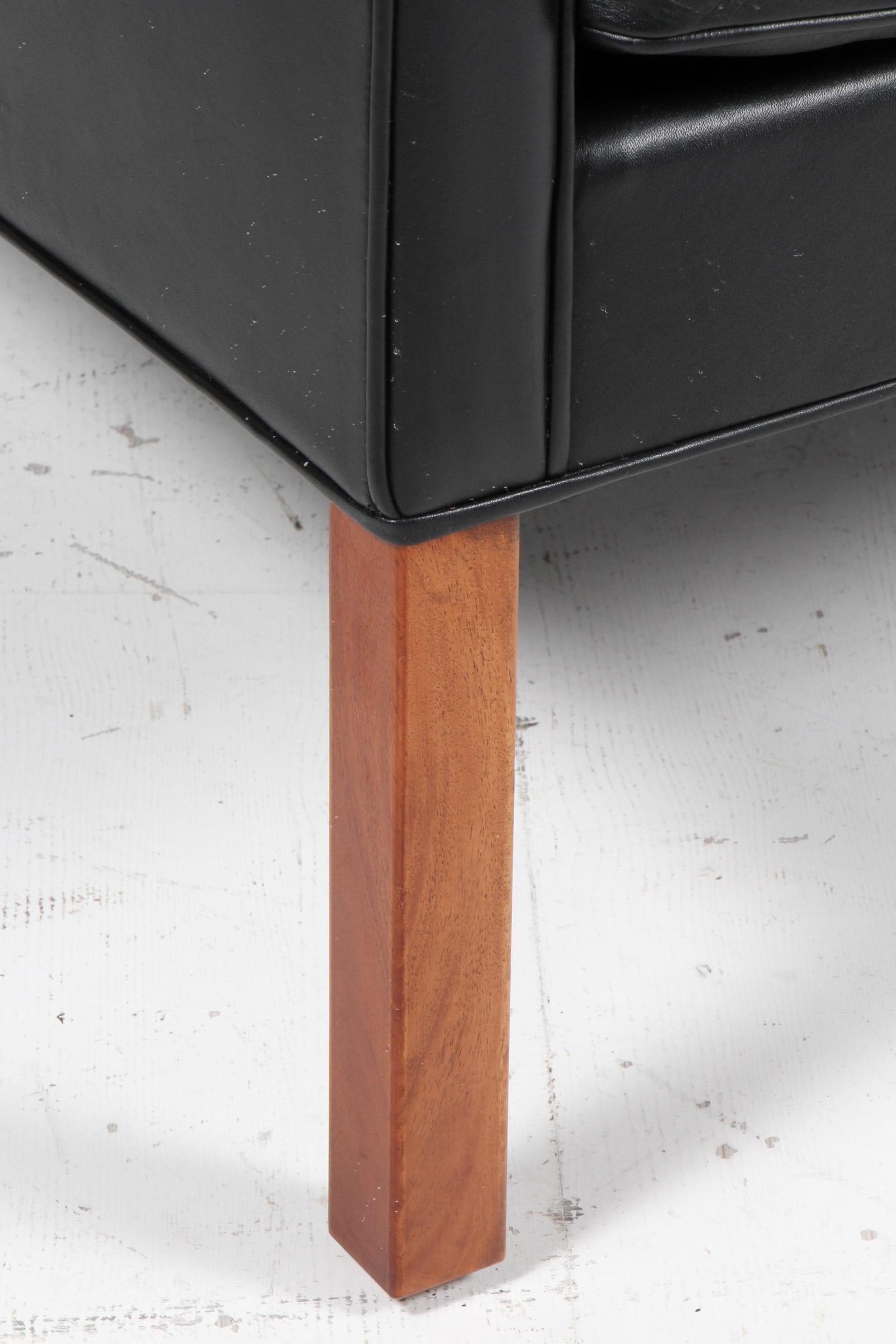 Canapé deux places Børge Mogensen, modèle 2208, cuir noir d'origine Bon état - En vente à Esbjerg, DK