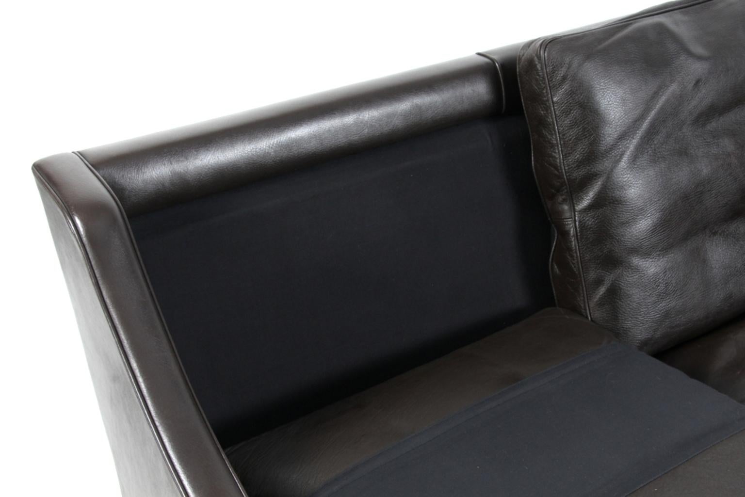 Børge Mogensen Two-Seat Sofa, Model 2208, Original Dark Brown Leather 2