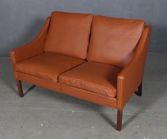Sofá de dos plazas Børge Mogensen, Modelo 2208,