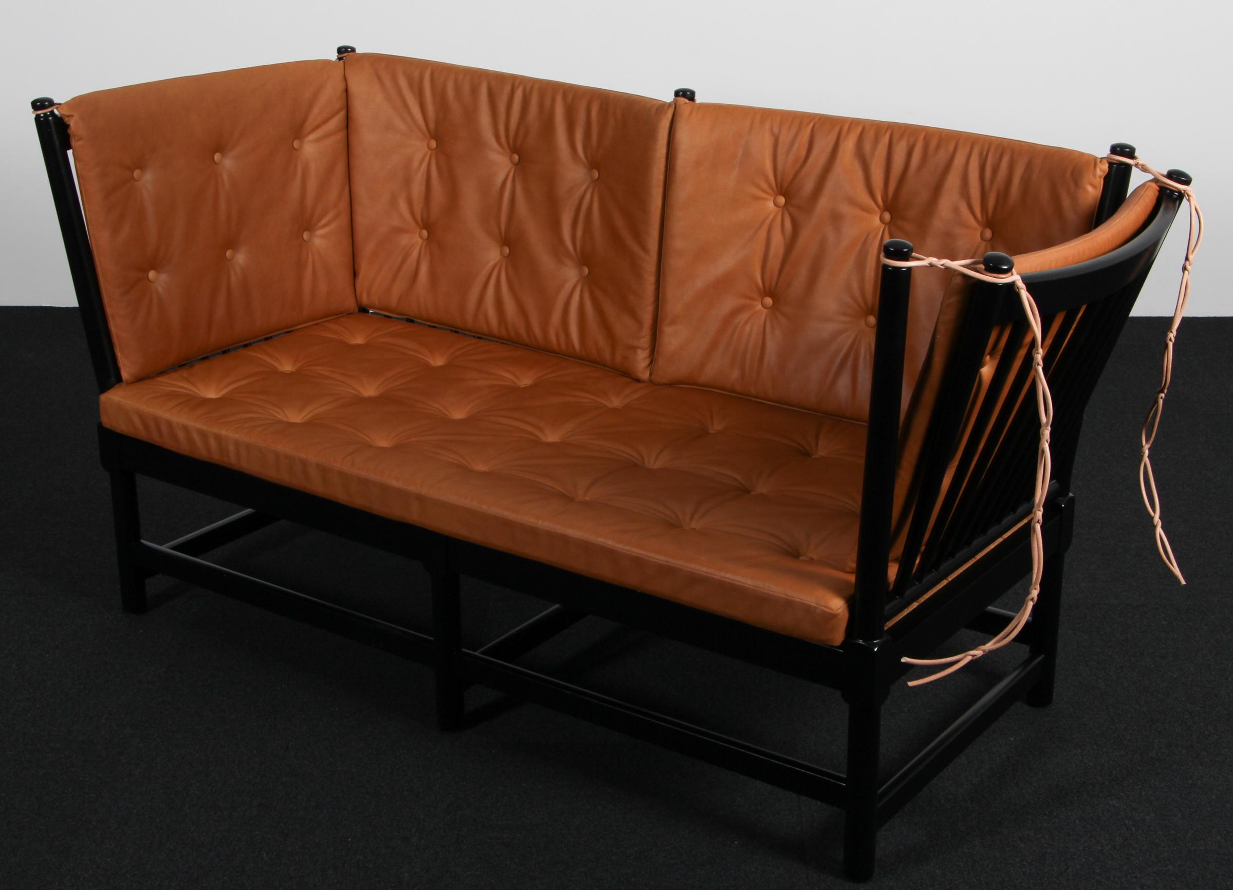 Børge Mogensen Two-Seat Sofa, Tremmesofa Model 1789, black Beech and Leather Escandinavo moderno en venta
